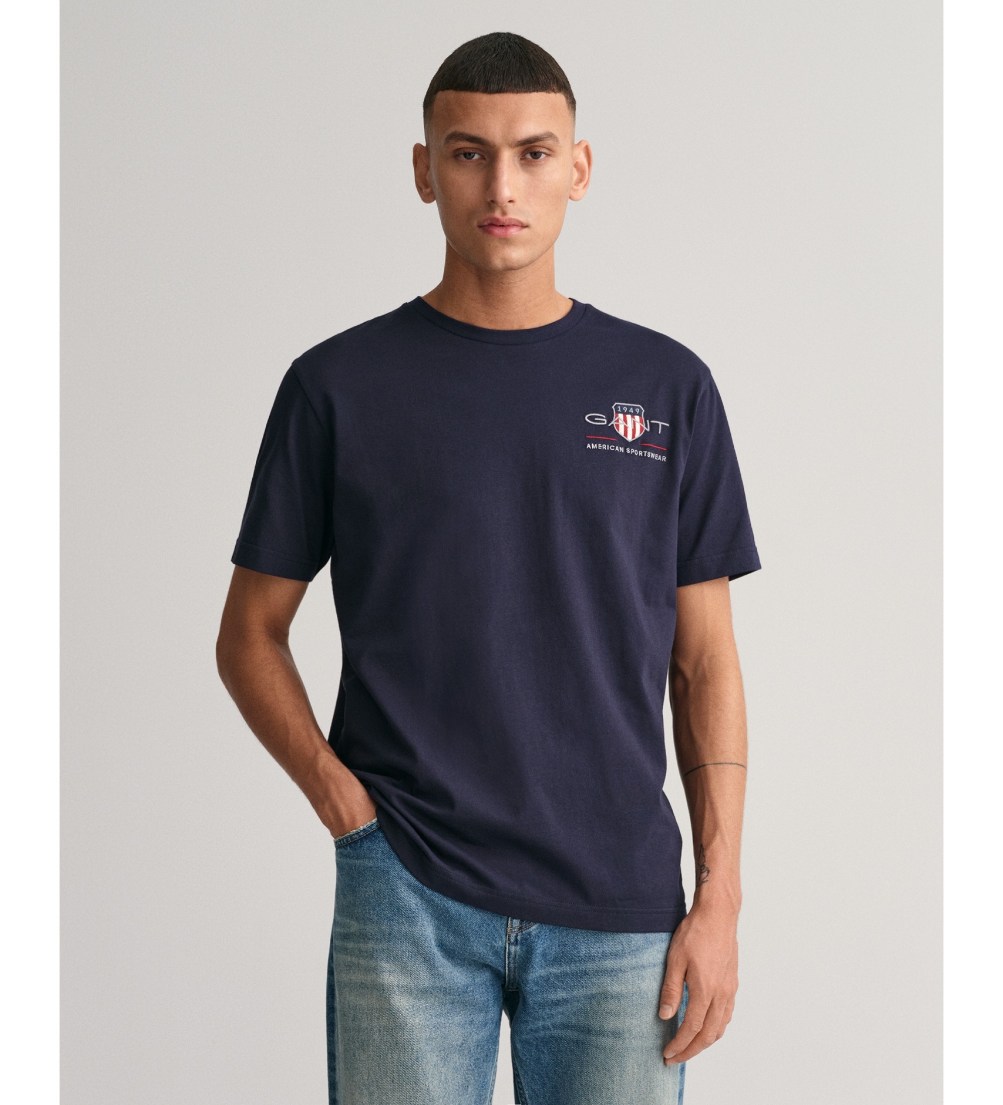 Gant für Herren. 2067004 Archiv Shield navy besticktes T-Shirt (L), Lässig, Baumwolle, Kurzarm, Marine
