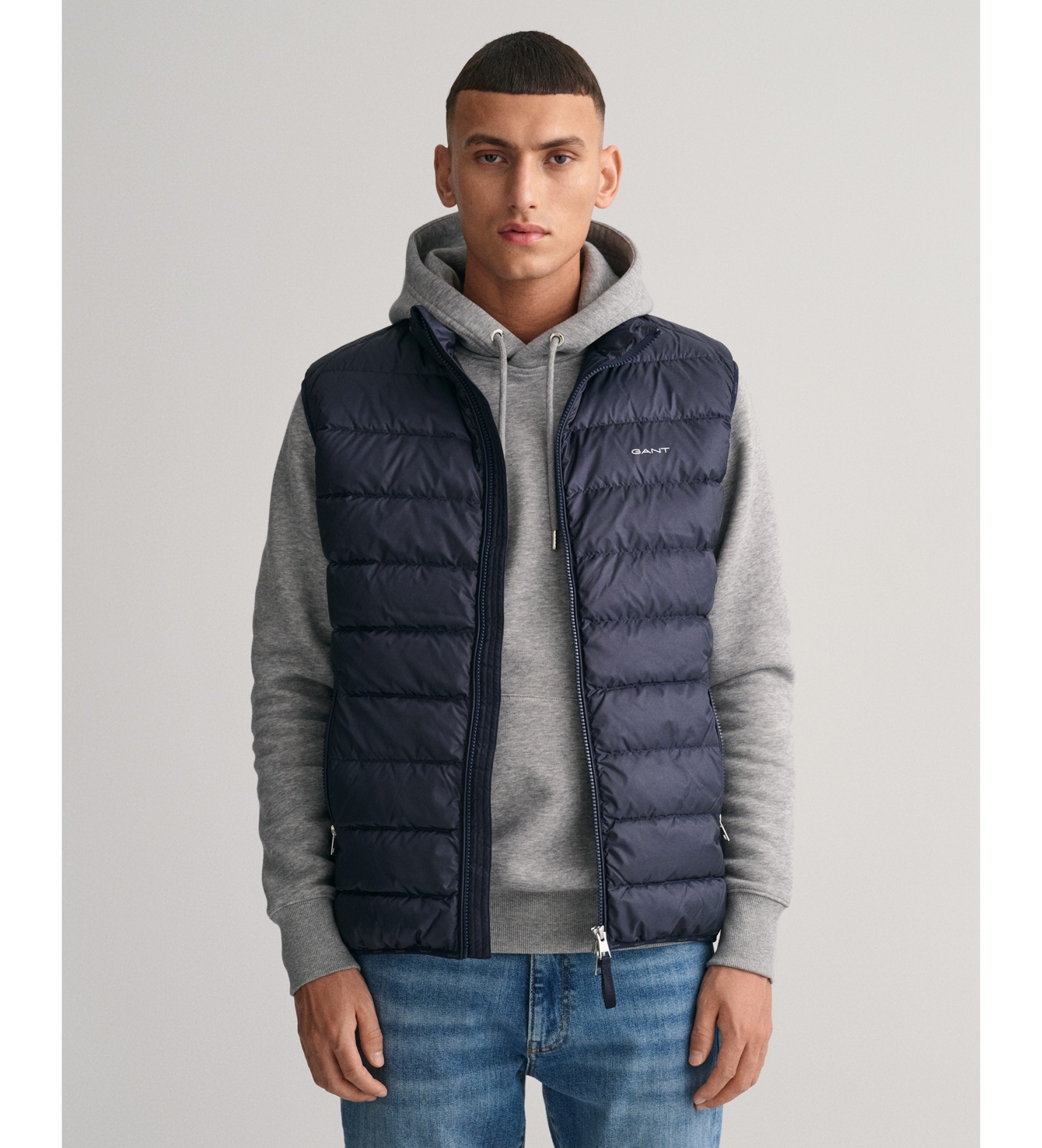 Gant für Herren. 7006299 Leichte Daunenjacke navy (S), Lässig, Klassisch, Ärmellos / Hosenträger, Recyceltes Polyester, Nachhaltig, Marine