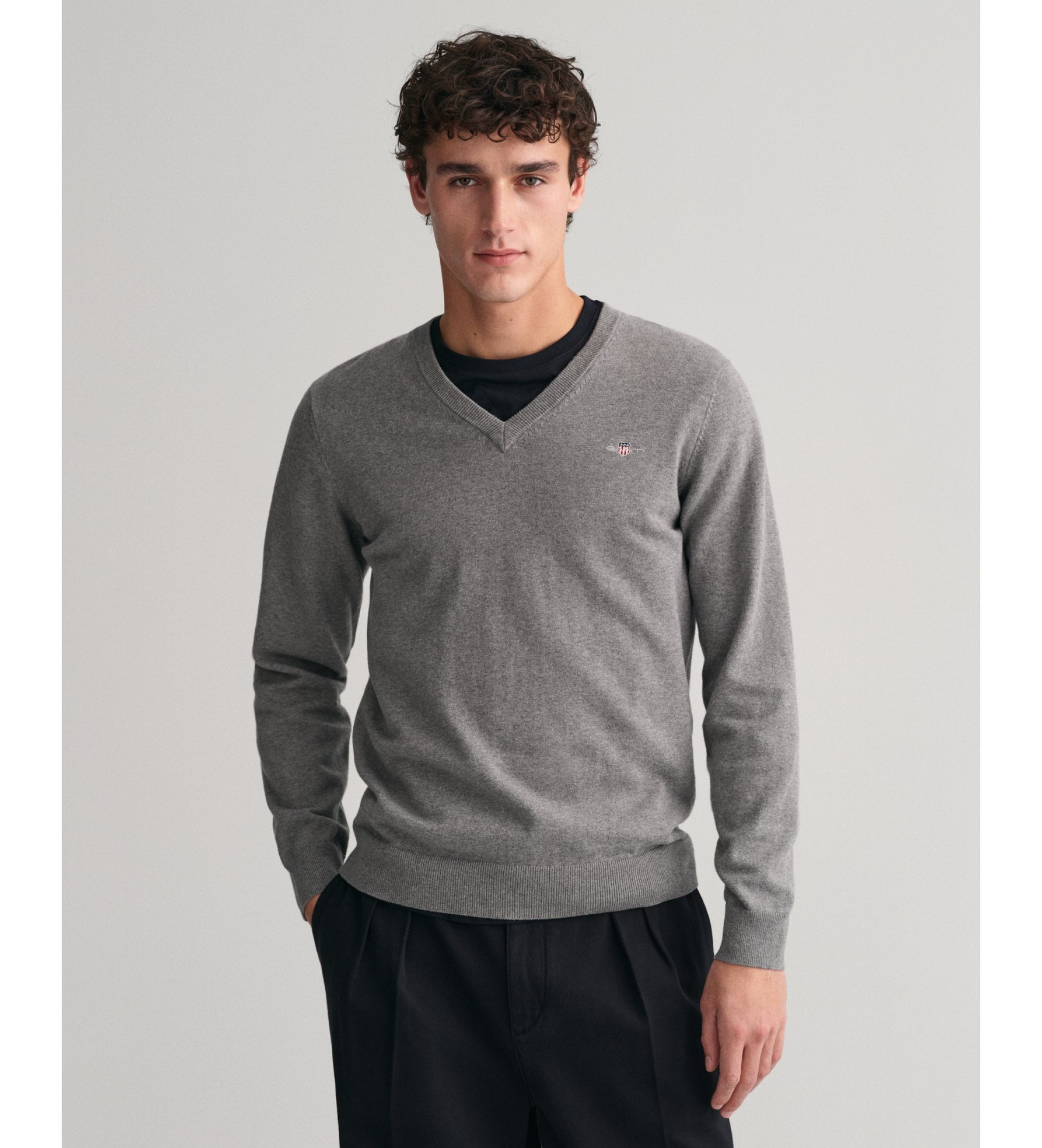 Gant für Herren. 8030562 Klassischer grauer Pullover mit V-Ausschnitt (XL), Lässig, Baumwolle, Langarm