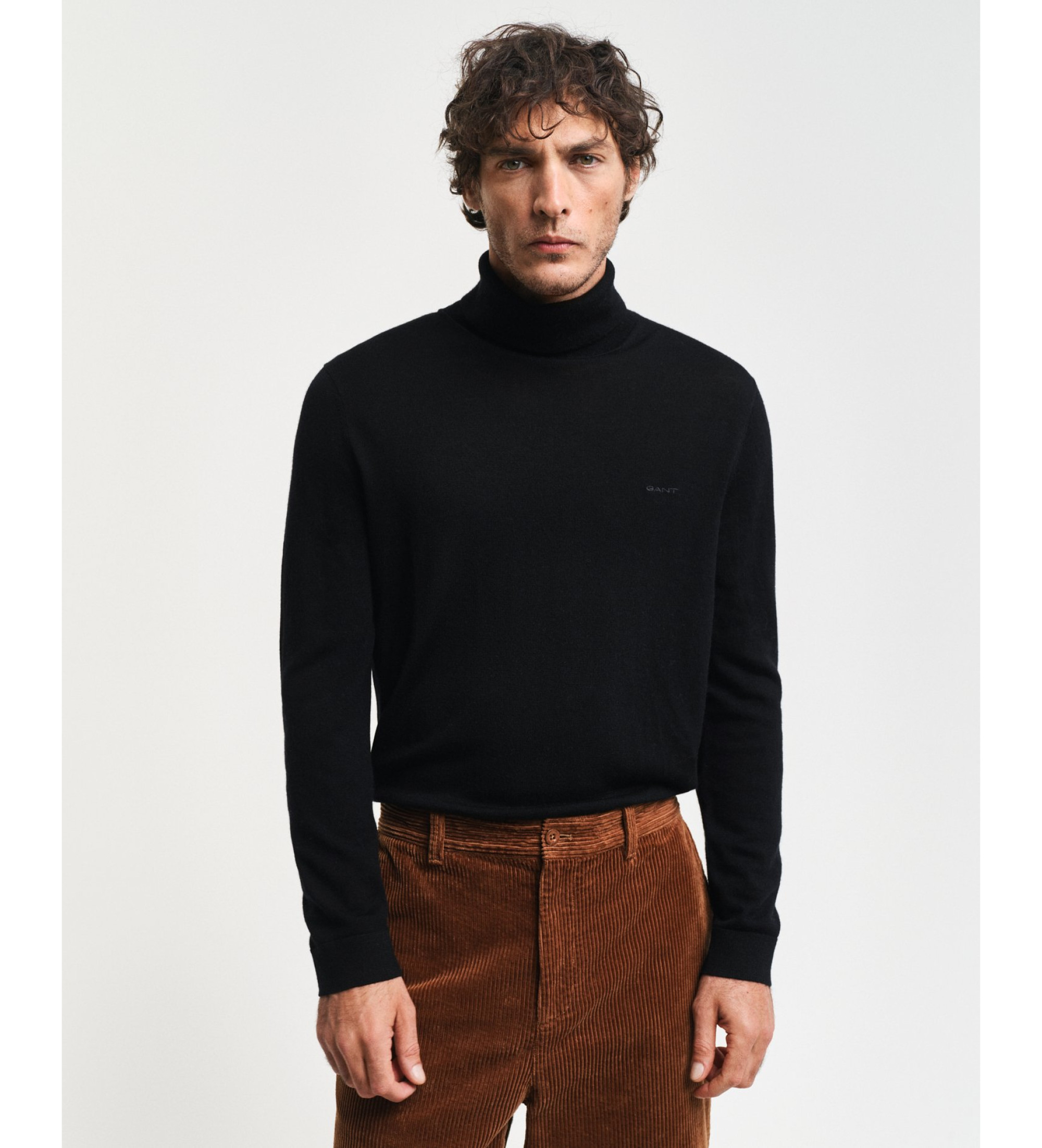 Gant für Herren. 8050207 Pullover aus extrafeiner Merinowolle mit schwarzem Schwanenkragen (S), Lässig