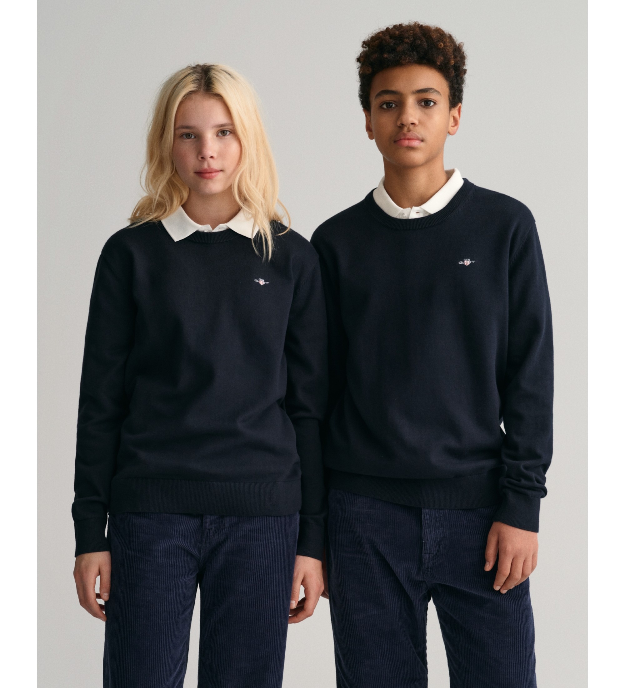 Gant Unisex für Kinder. 984048 Shield Classic Teens Pullover mit Rundhalsausschnitt aus navyfarbener Baumwolle (16años= 176cm), Lässig, Lang