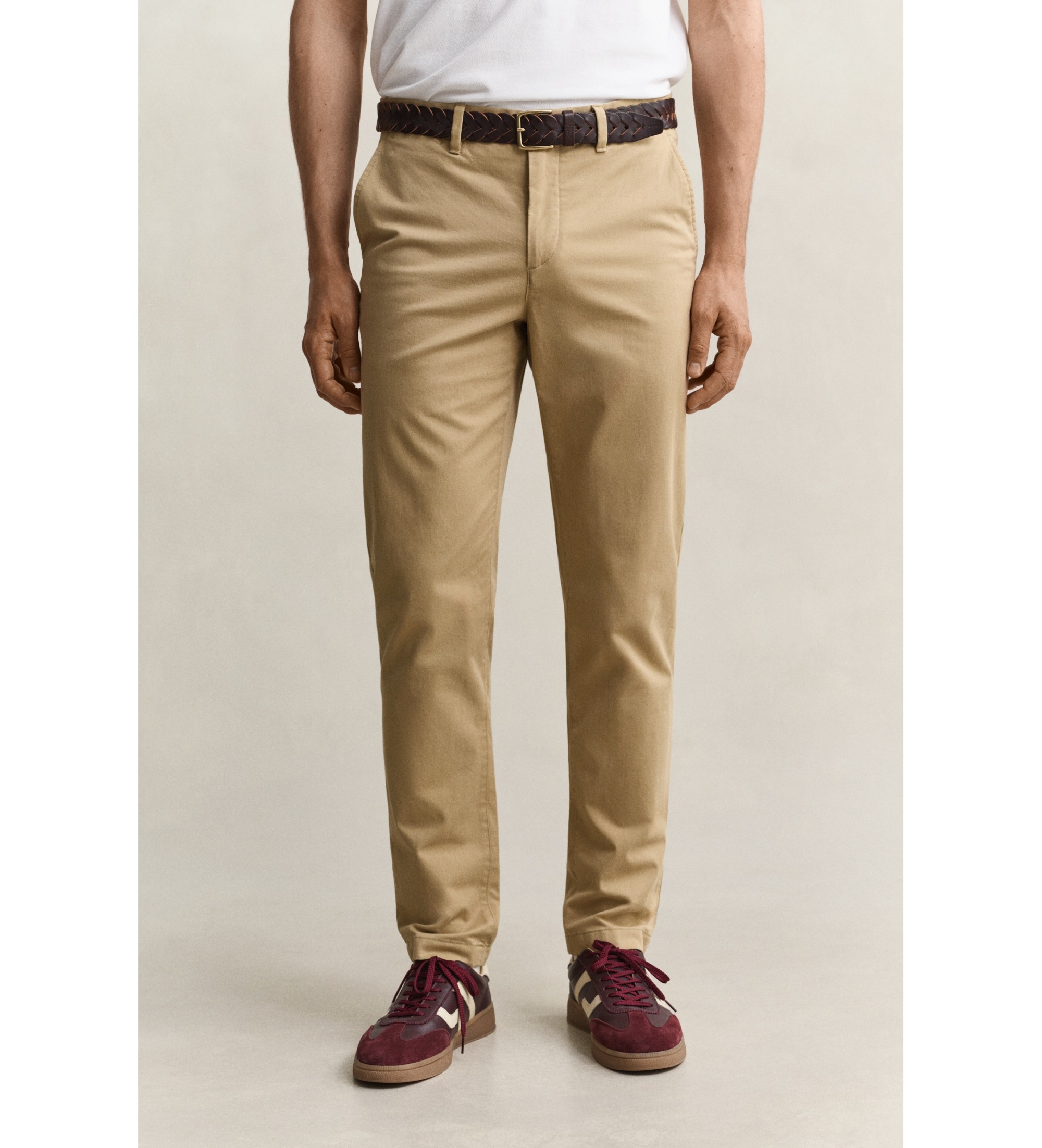 Gant für Herren. 1501000 Beige Chino-Hose im Slim Fit (34/36), Braun, Lässig, Baumwolle, Klassisch
