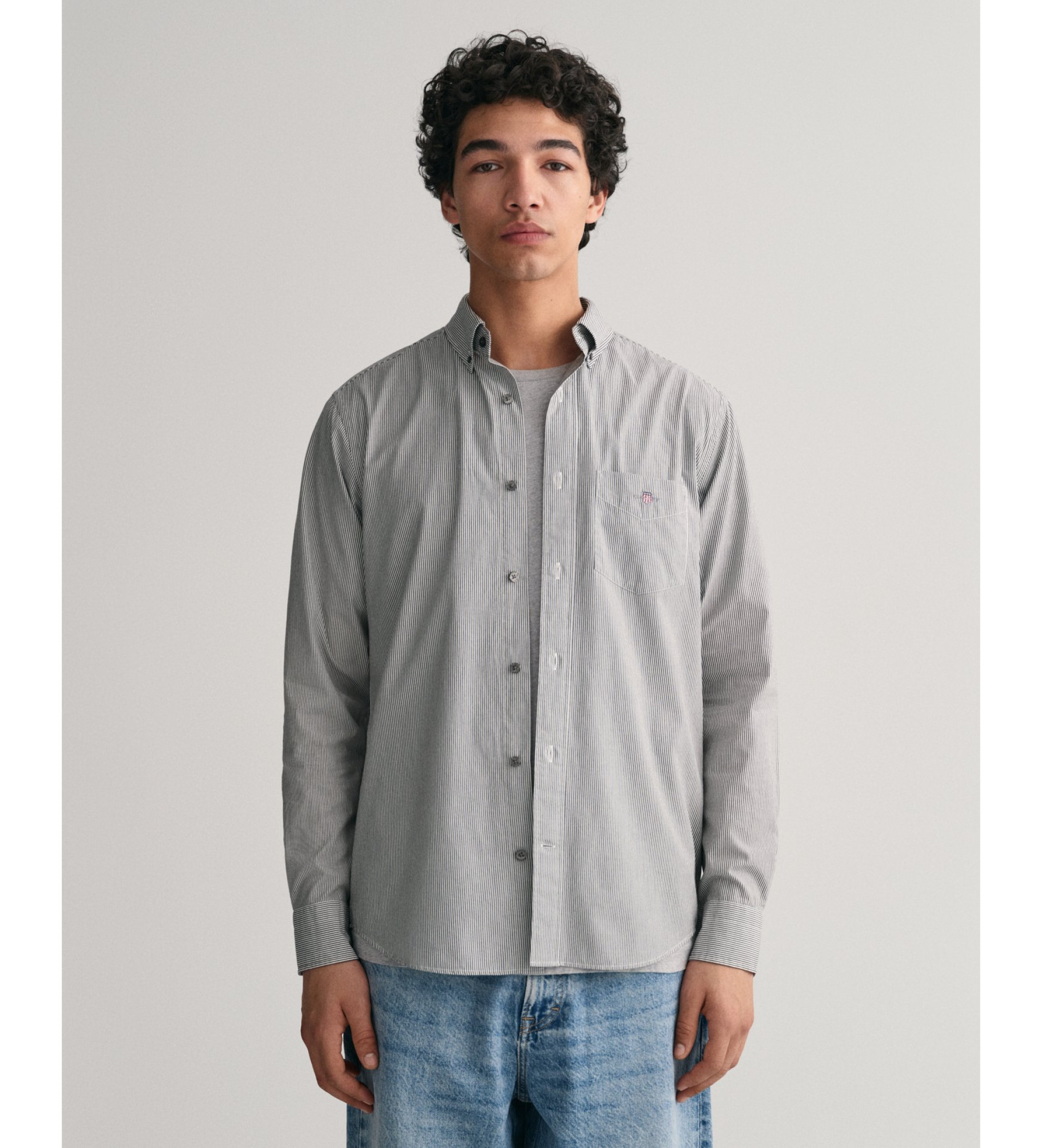Gant für Herren. 3000140 Popeline-Hemd Regular Fit Banker Stripe schwarz (L), Lässig, Baumwolle, Langarm