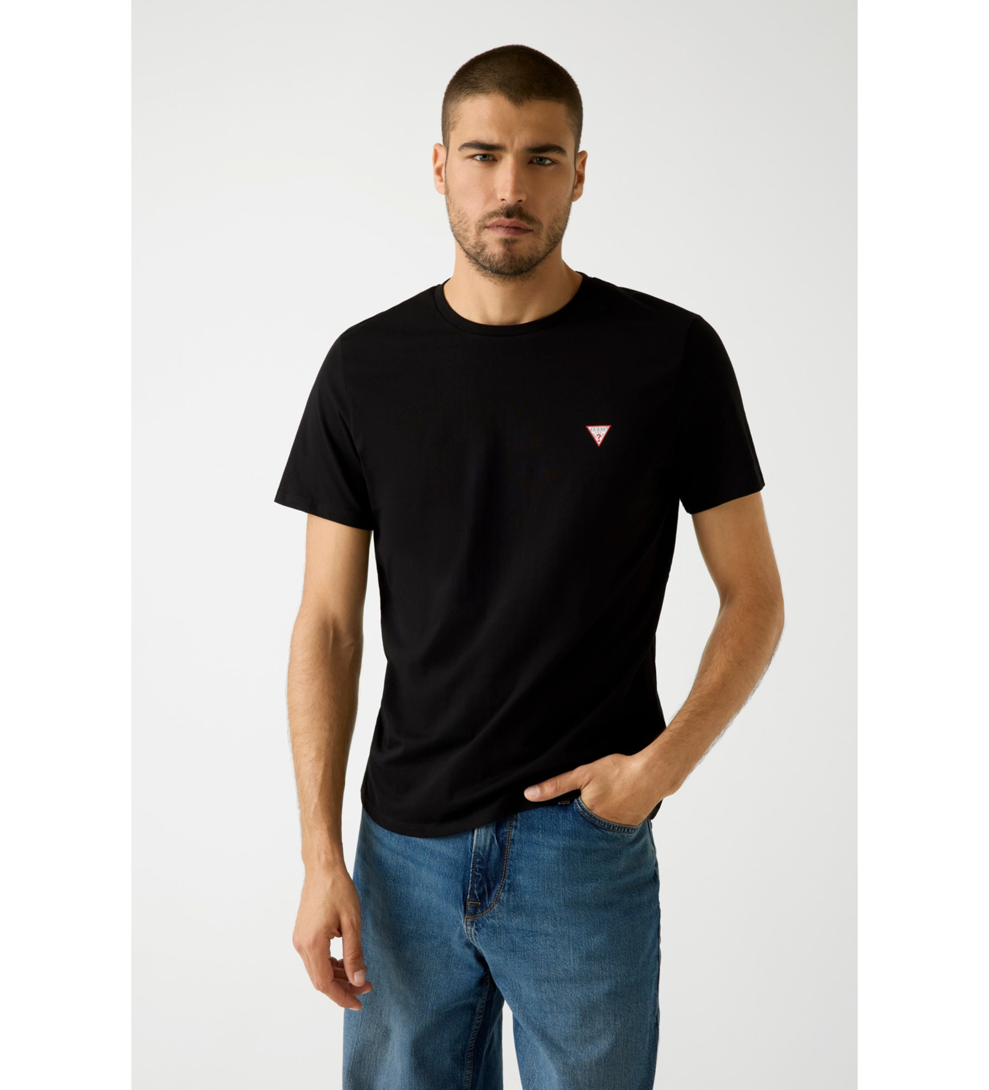 Guess für Herren. M2YI36I3Z14 T-Shirt kleines schwarzes Dreieck-Logo (XL), Lässig, Baumwolle, Kurzarm