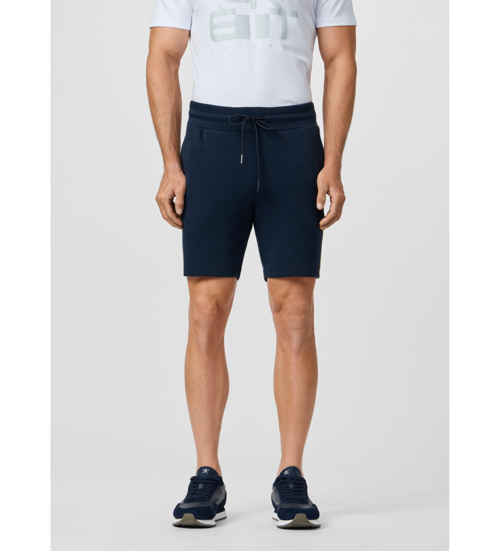 Hackett London für Herren. HM5800086 Fleeceshorts mit marineblauem Logo (M), Lässig, Baumwolle