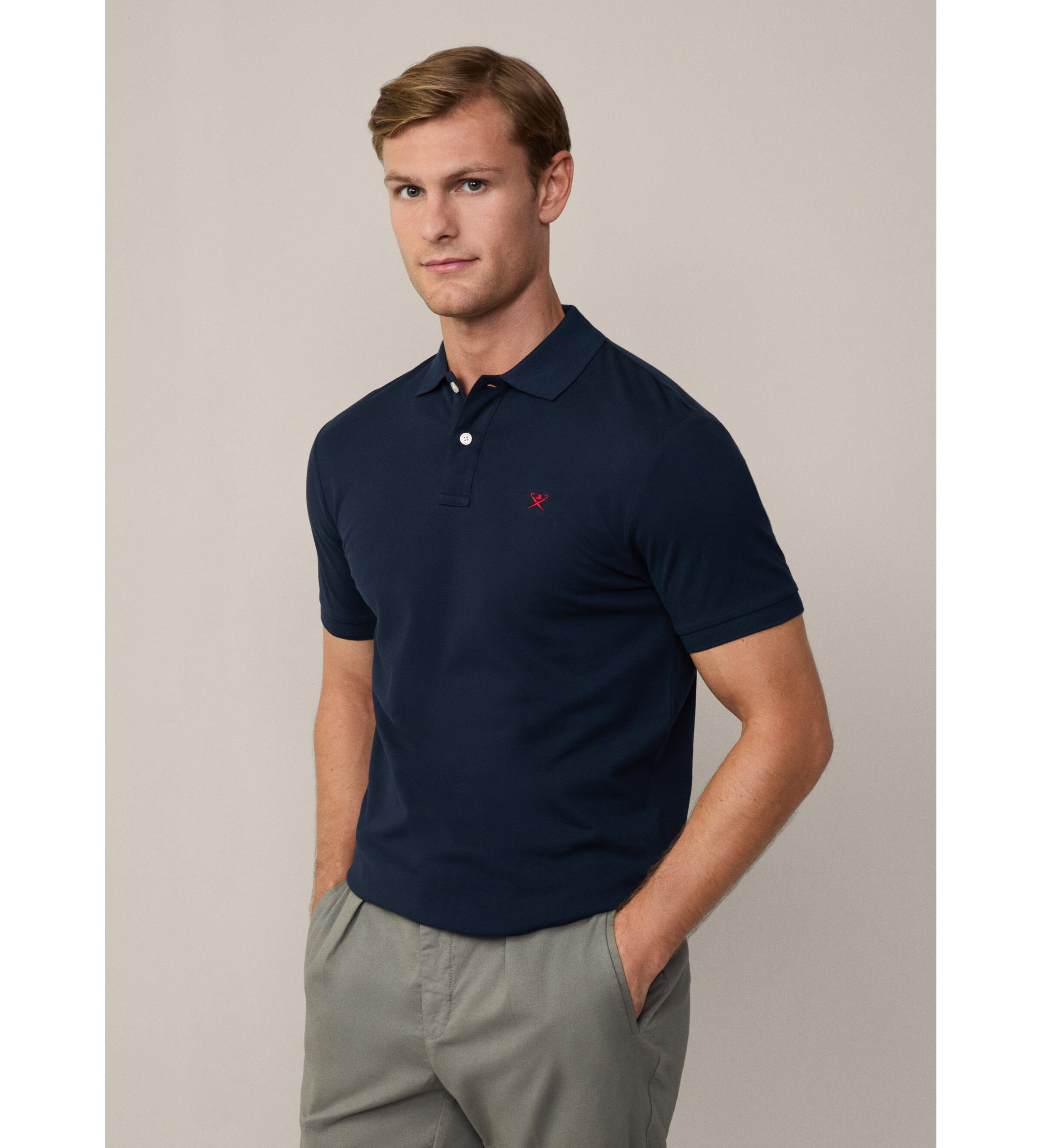 Hackett London für Herren. HM562363 Marinefarbenes Piqué-Poloshirt mit schmaler Passform (M), Lässig, Baumwolle, Kurzarm
