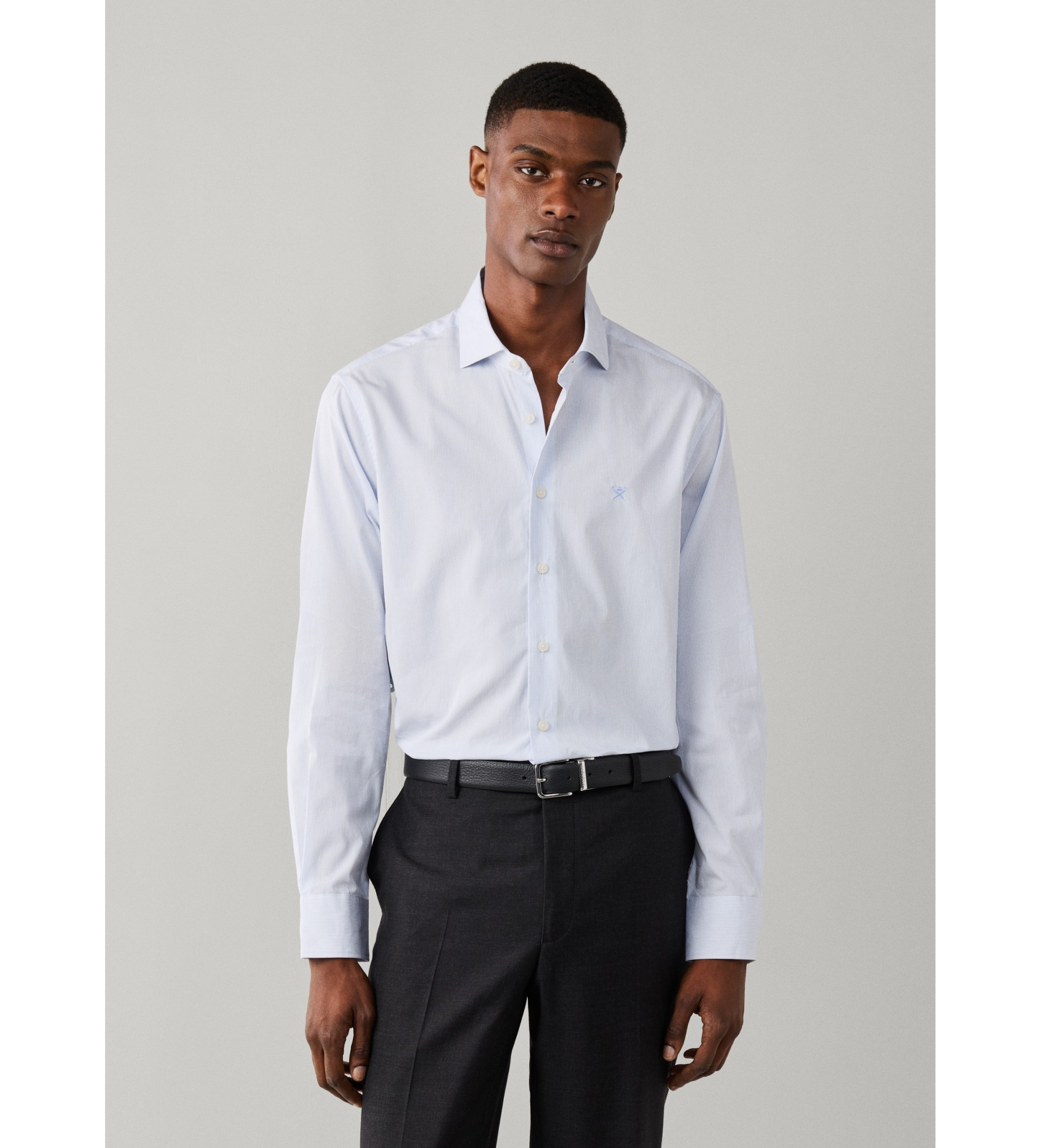 Hackett London für Herren. HM3010878 Streifenhemd fein, City Fit, klassisch, blau (M), Lässig, Baumwolle, Langarm