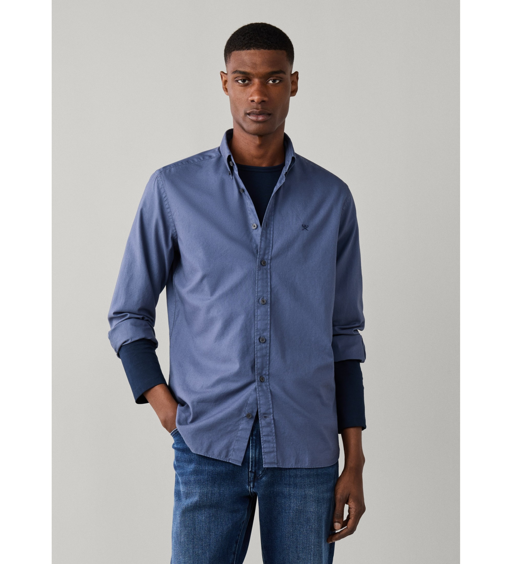 Hackett London für Herren. HM3010835 Camisa Essential Dyed blau (L), Lässig, Baumwolle, Langarm