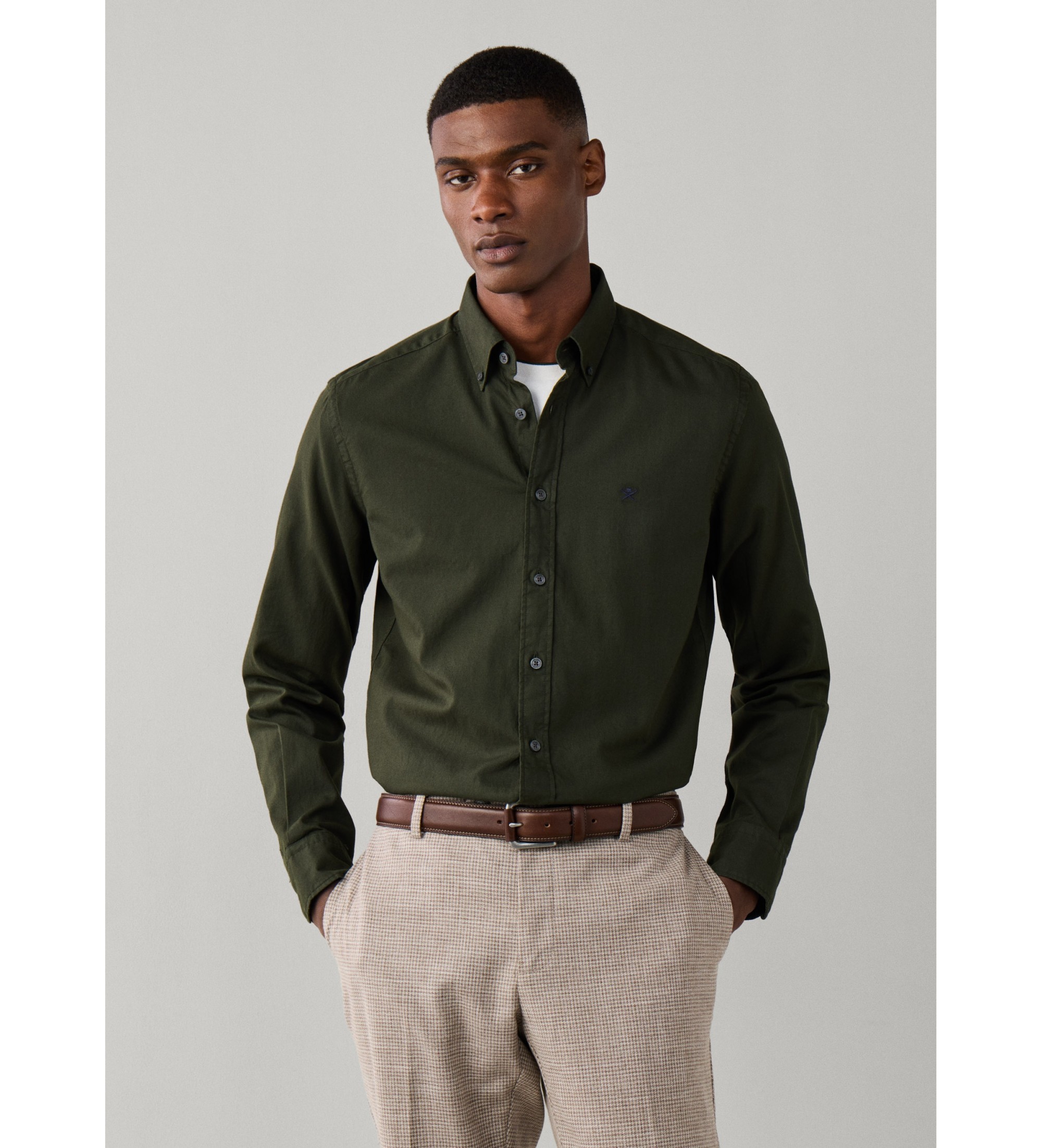 Hackett London für Herren. HM3010835 Essential Dyed Hemd grün (M), Lässig, Baumwolle, Langarm