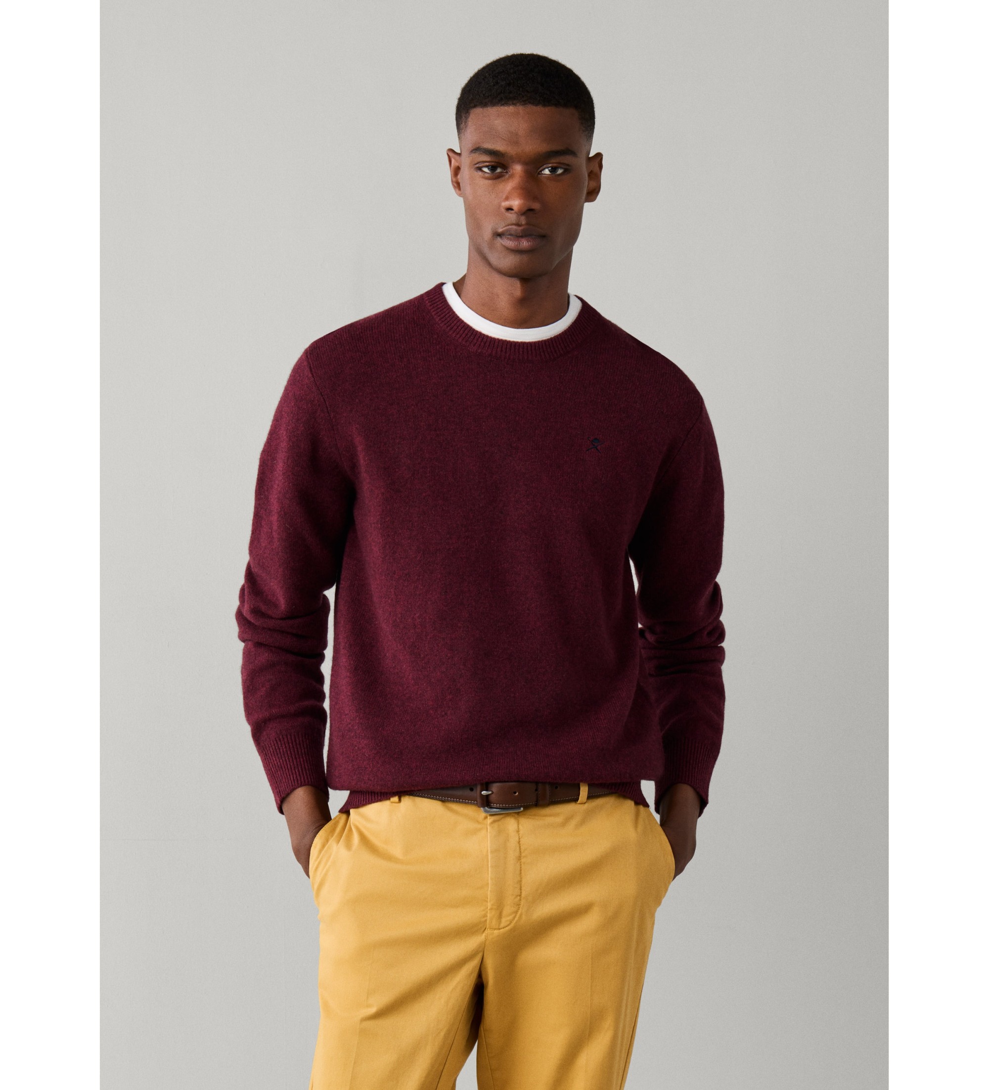 Hackett London für Herren. HM7000287 Bordeauxroter Lambswool-Pullover (S), Lässig, Wolle, Klassisch, Langarm
