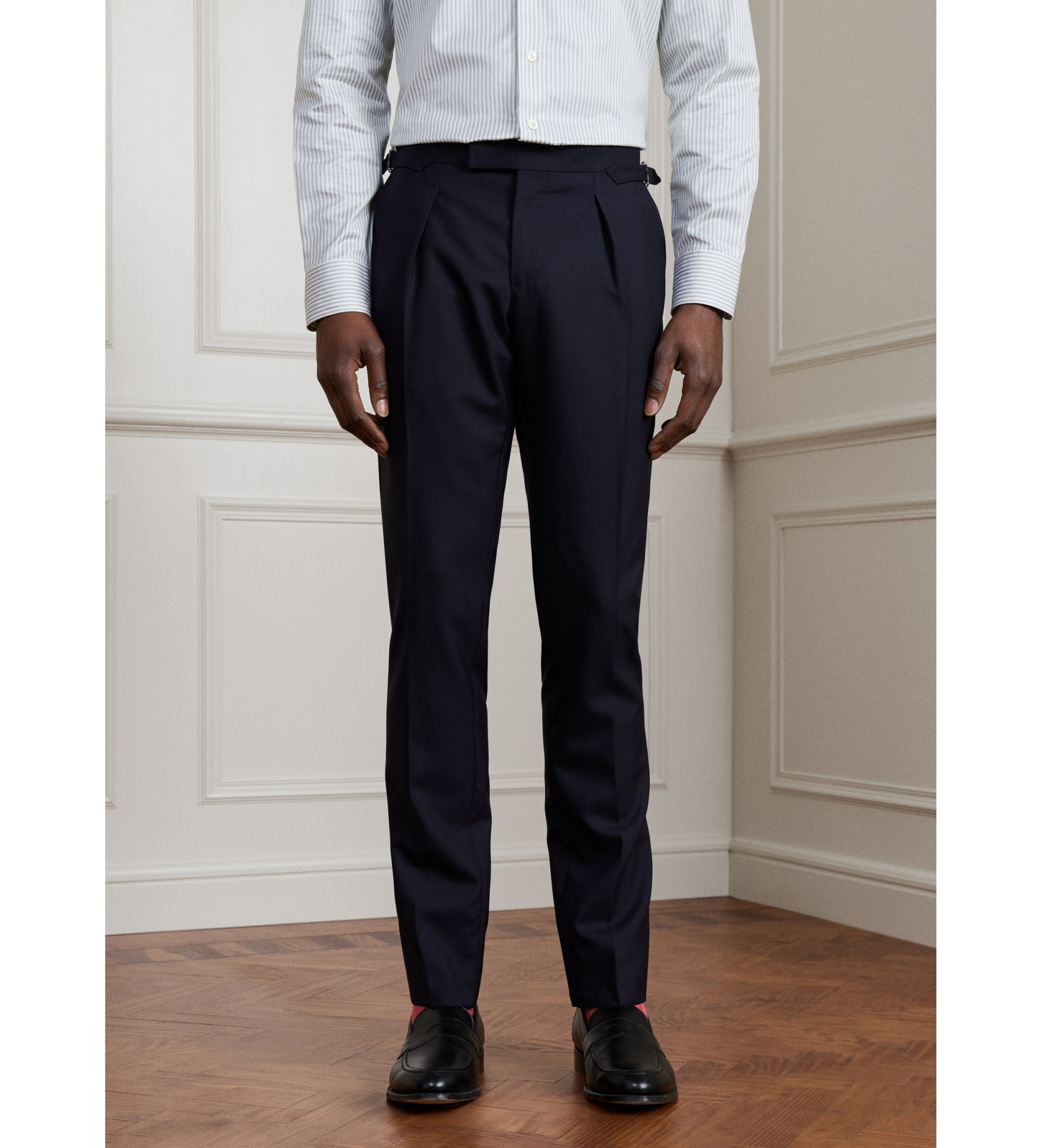 Hackett London für Herren. HM2100139 Herrenhose Tropical Pleat marineblau (34/32), Lässig, Wolle, Klassisch