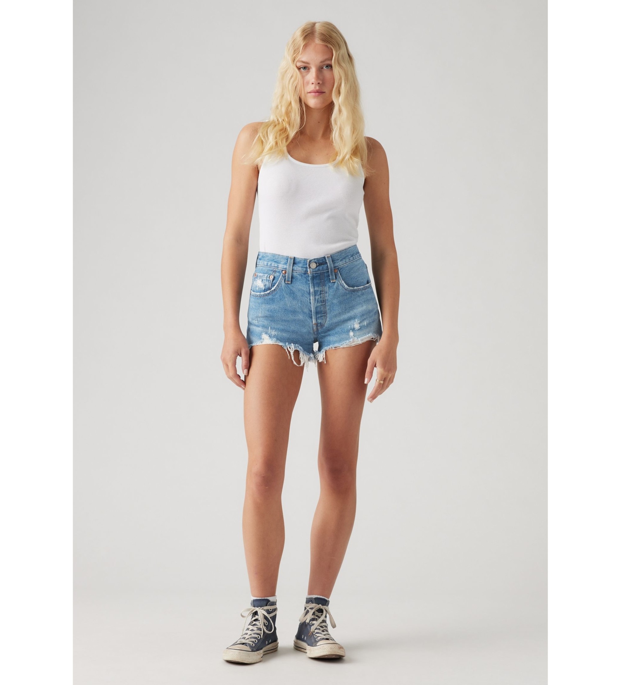 Levi's für Damen. 56327-0081 Kurz 501 Original blau (27), Lässig, Baumwolle, Nachhaltig