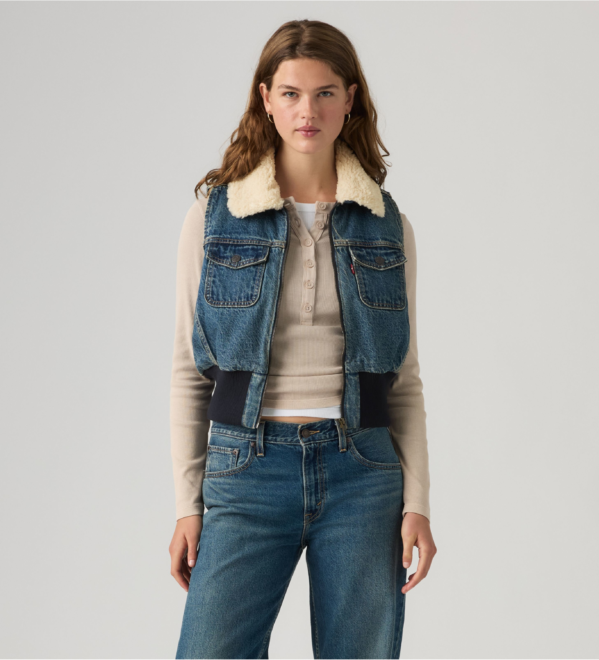 Levi's für Damen. 0089F-0000 Tiny Sherpa Weste mittelblau (XS), Lässig, Baumwolle, Denim