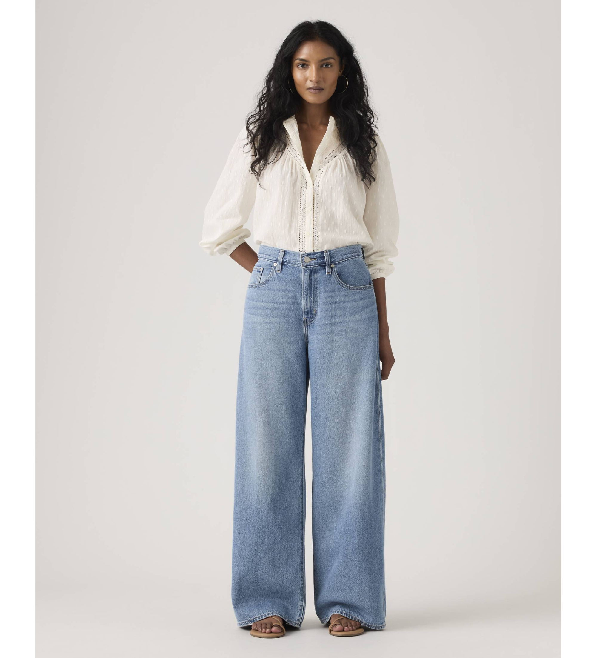 Levi'svoor vrouwen. A8701-0041 Jeans Xl Lichtgewicht Recht model Blauw (27/29), Casual, Katoen, Denim