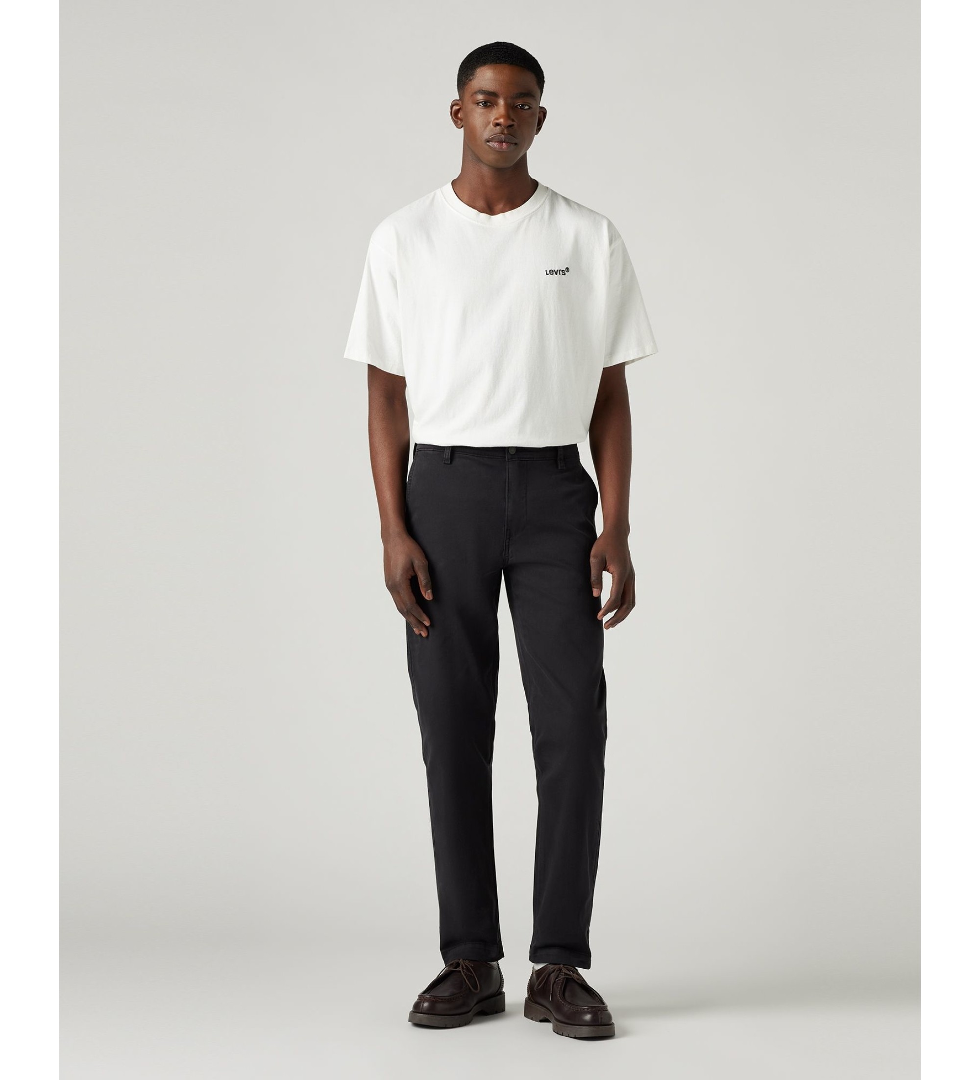 Levi's für Herren. 17196-0005 XX Chino Standard Taper Hose schwarz (29/32), Lässig, Baumwolle