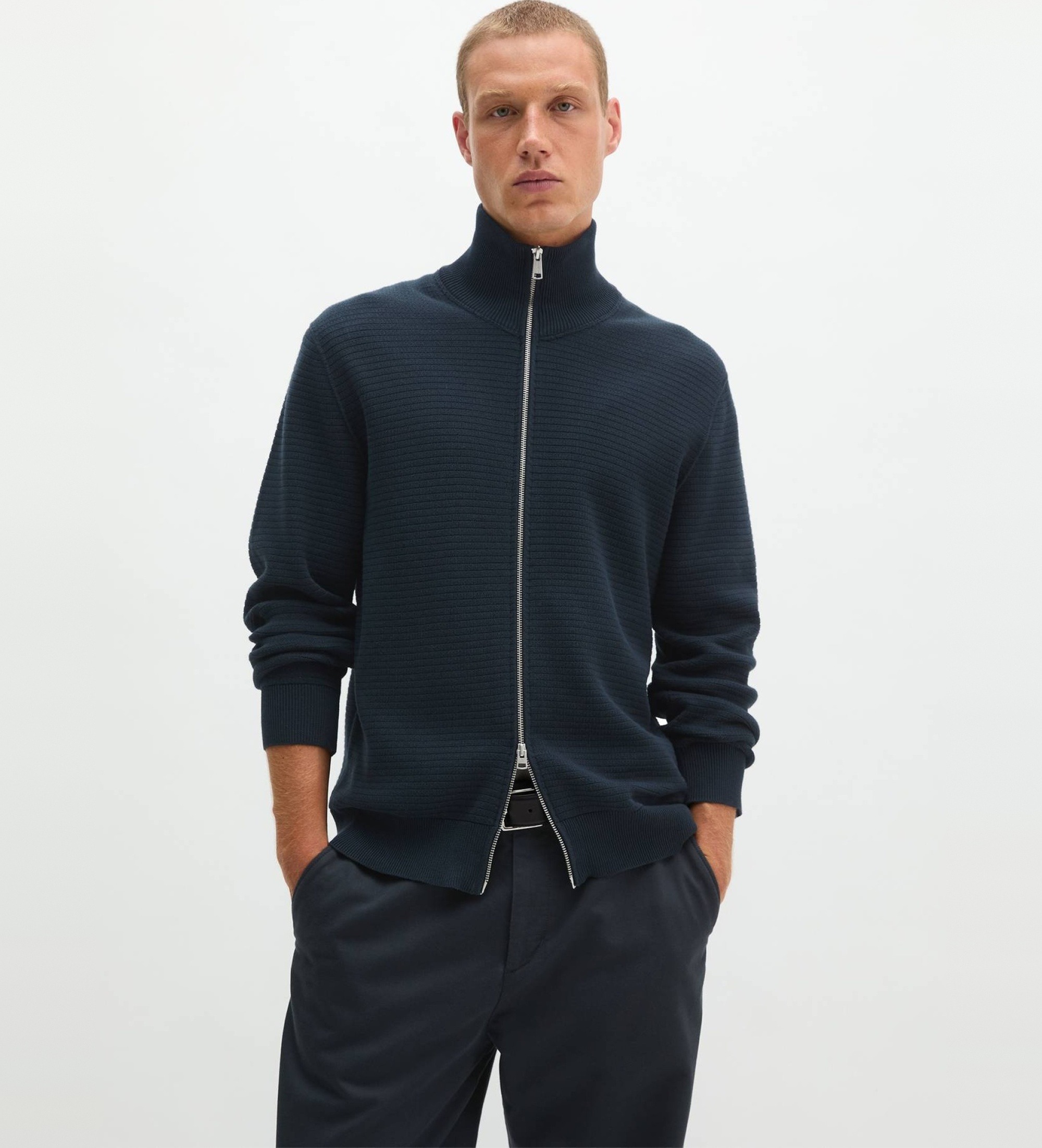 Marc O'Polo für Herren. 5000012473 Reguläre Strickjacke Hergestellt aus zertifizierter marineblauer Bio-Baumwolle (S), Lässig