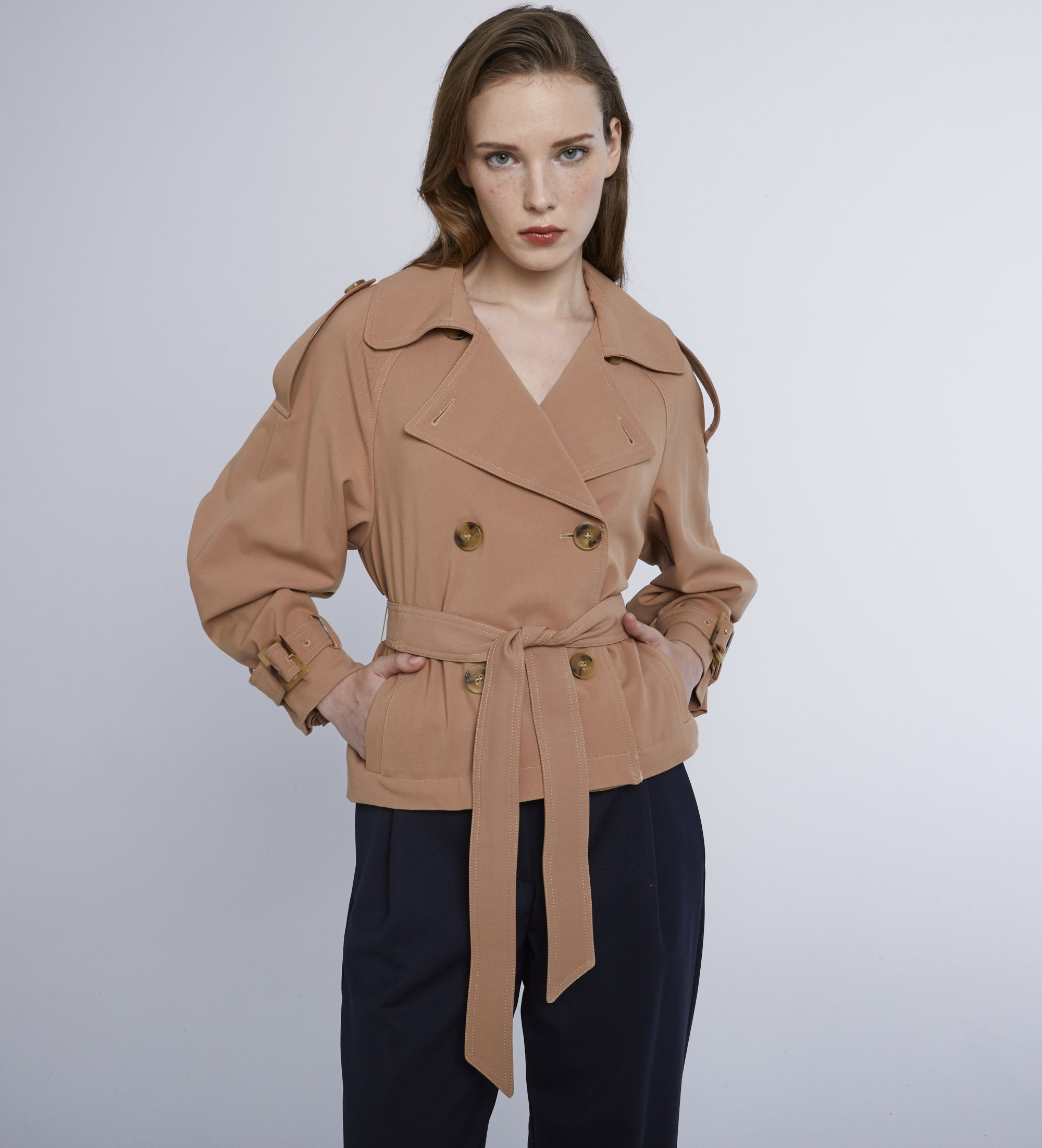 Marella für Damen. 2423026021200 Braune Deodara-Jacke (44), Lässig, Polyester