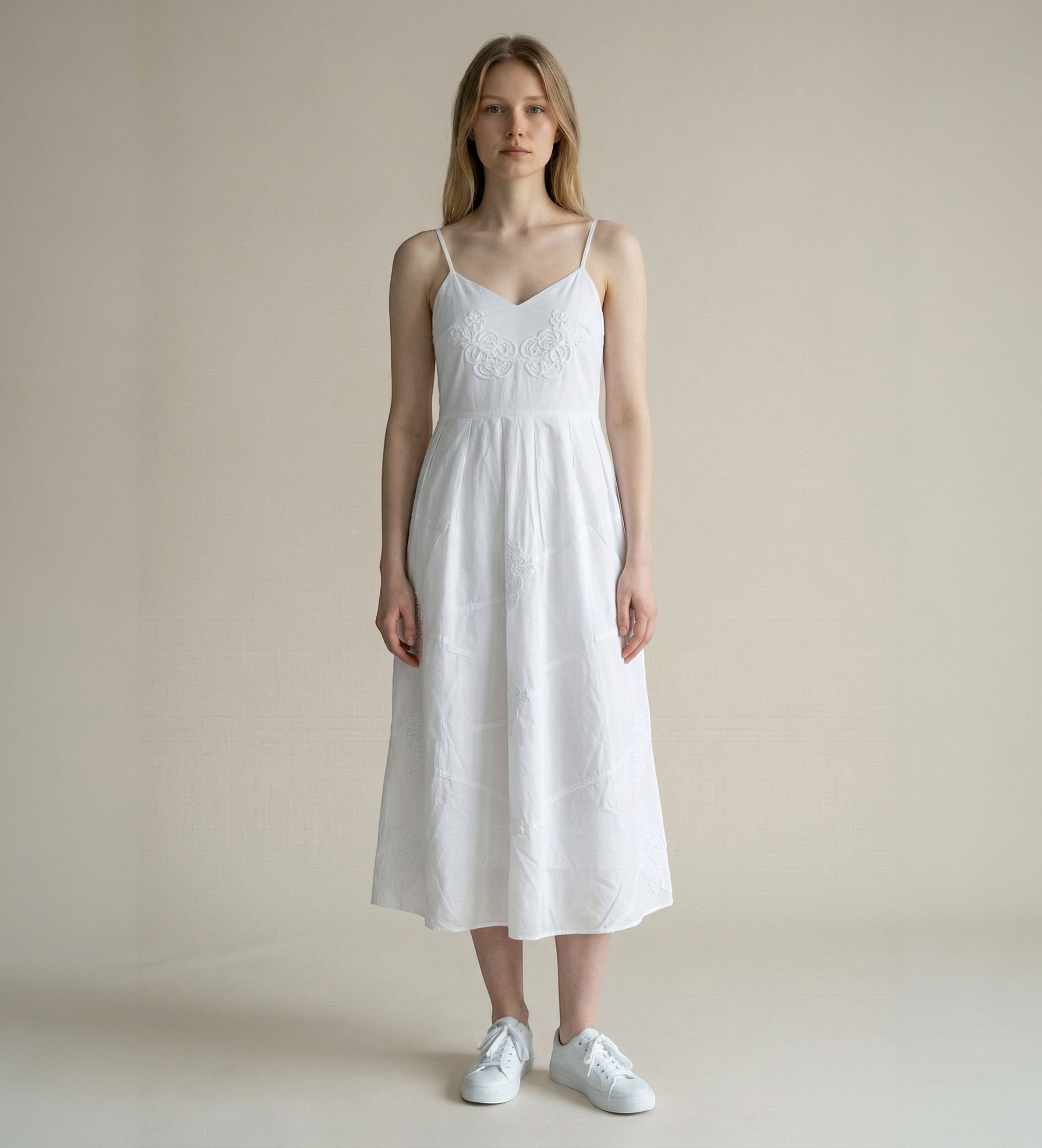Marella für Damen. 2613221052200 Mllfiore Kleid weiß (38), Lässig, Baumwolle, Ärmellos / Hosenträger