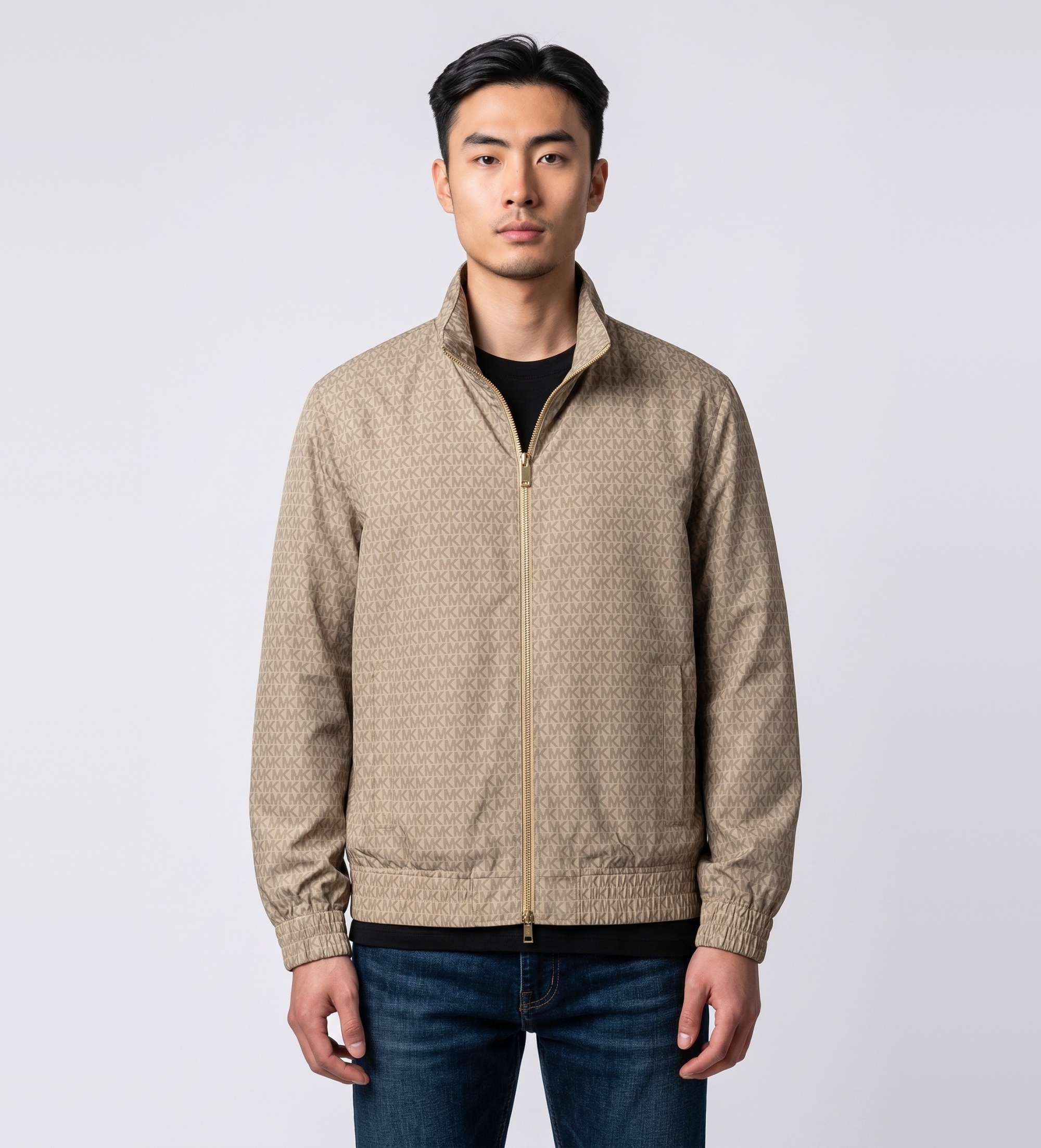 Michael Kors für Herren. CS620972M9 Beige Sig bedruckter Windbreaker (M), Lässig, Recyceltes Polyester, Nachhaltig