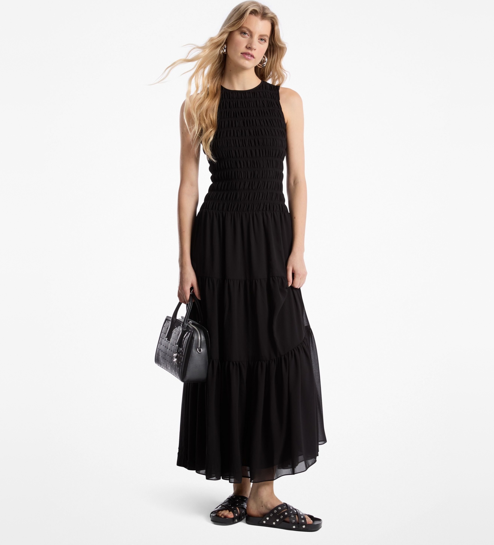 Michael Kors für Damen. MS582VF7R3 Schwarzes Kleid aus gerafftem Georgette mit Trägern (S), Lässig, Polyester, Ärmellos / Hosenträger