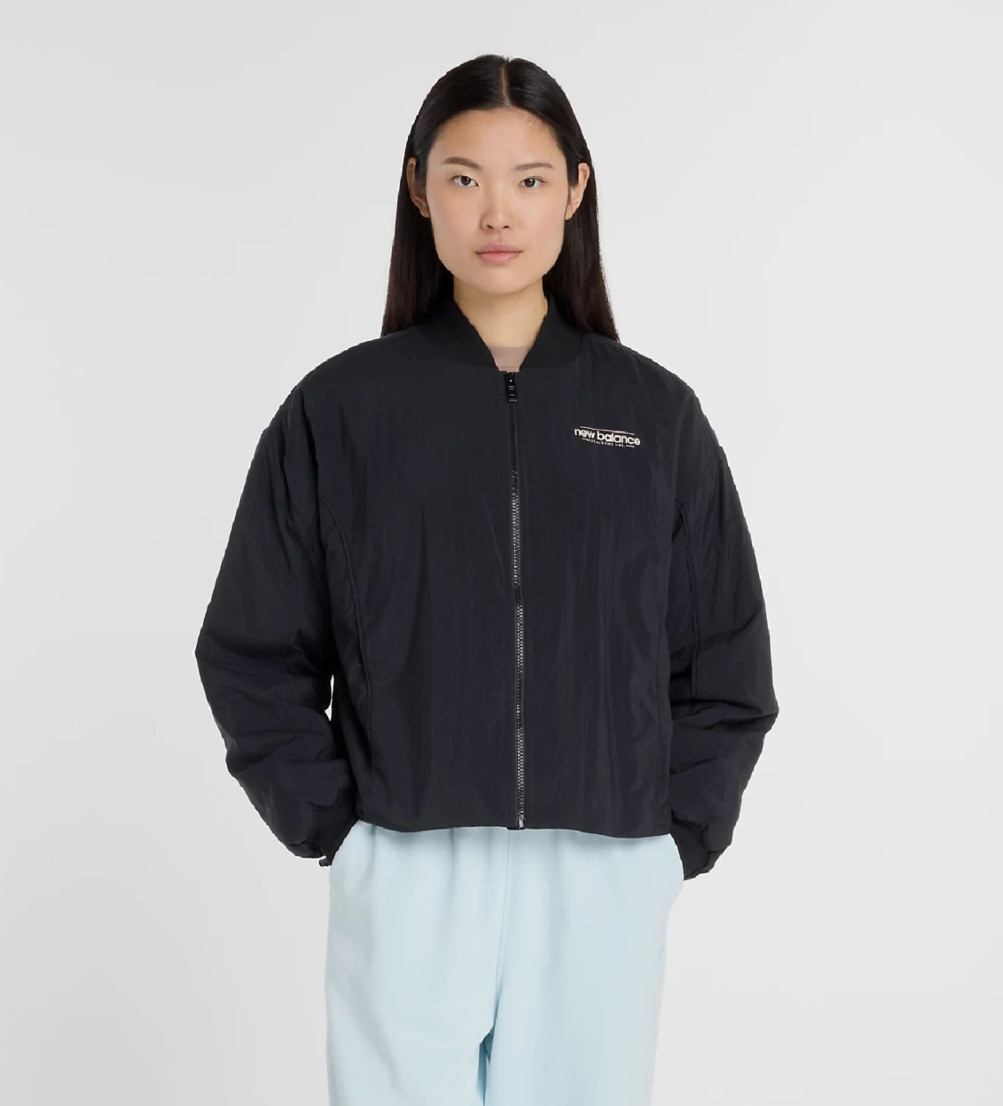 New Balance für Damen. WJ53500 Gewebte Bomberjacke neu interpretiert Schwarz (M), Lässig, Nylon