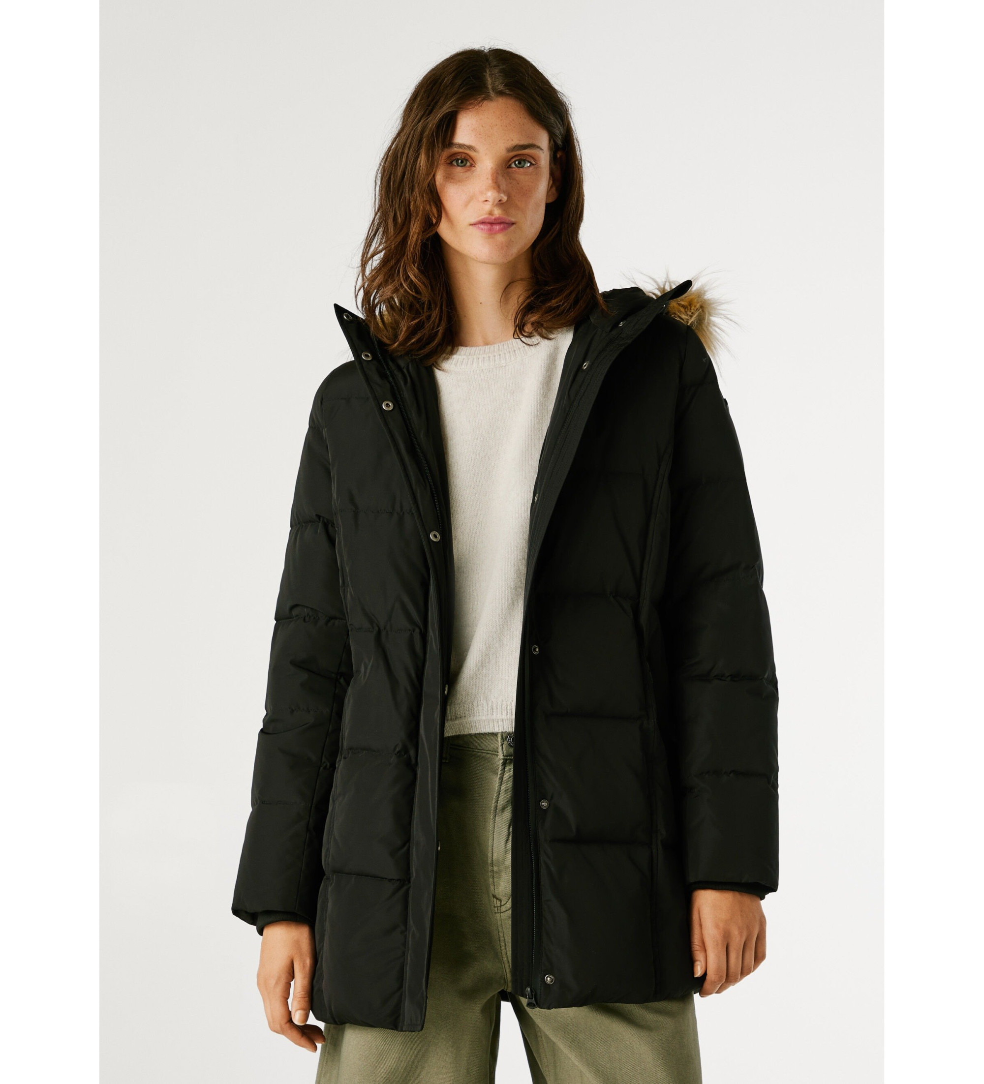 Pepe Jeans für Damen. PL4024336 Lange schwarze Steppjacke (XS), Lässig, Polyester