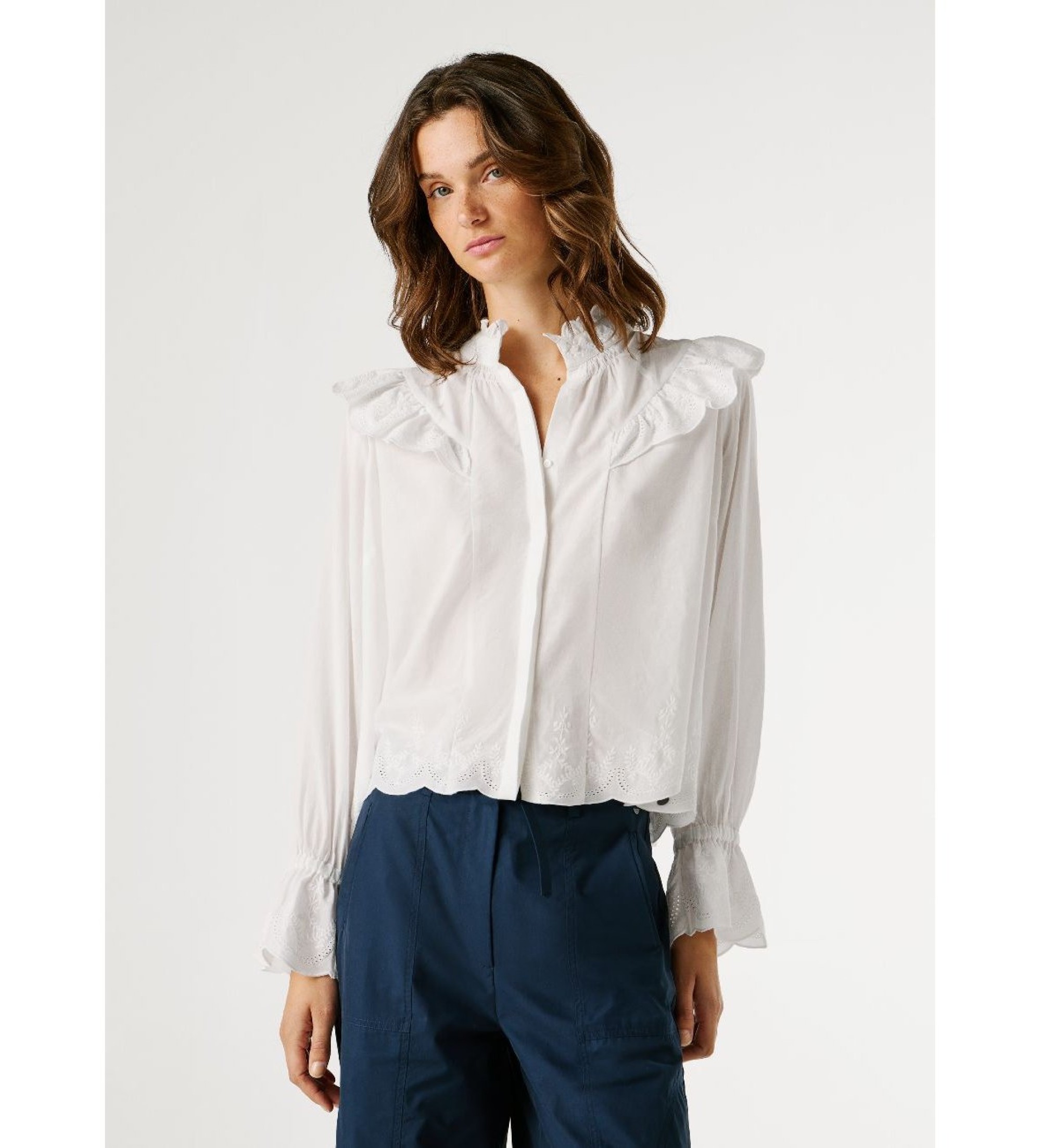 Pepe Jeansvoor vrouwen. PL3051401 Bella wit shirt (M), Casual, Katoen, Klassiek, Lange mouwen