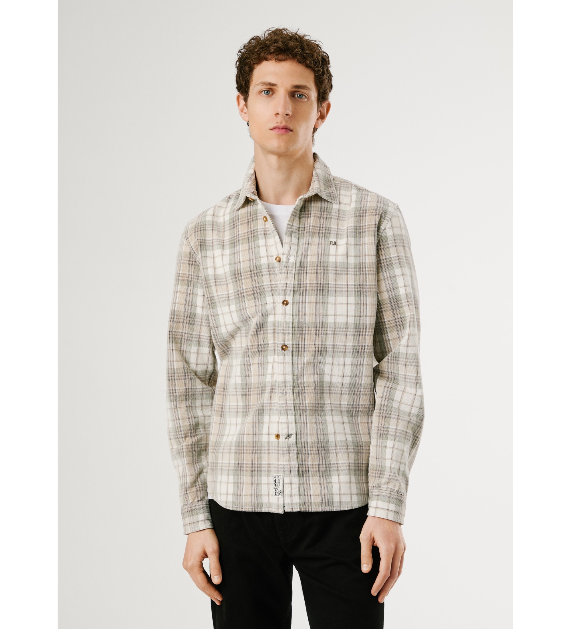 Pepe Jeans für Herren. PM3090831 Beigefarbenes Camden-Hemd (S), Lässig, Baumwolle, Langarm