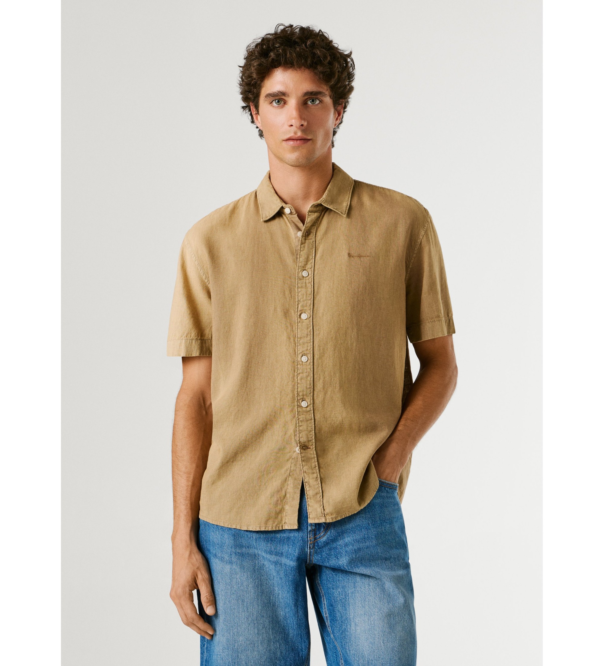 Pepe Jeansvoor mannen. PM3091193 Bruin Percy Overhemd (M), Casual, Vlas, Korte mouwen
