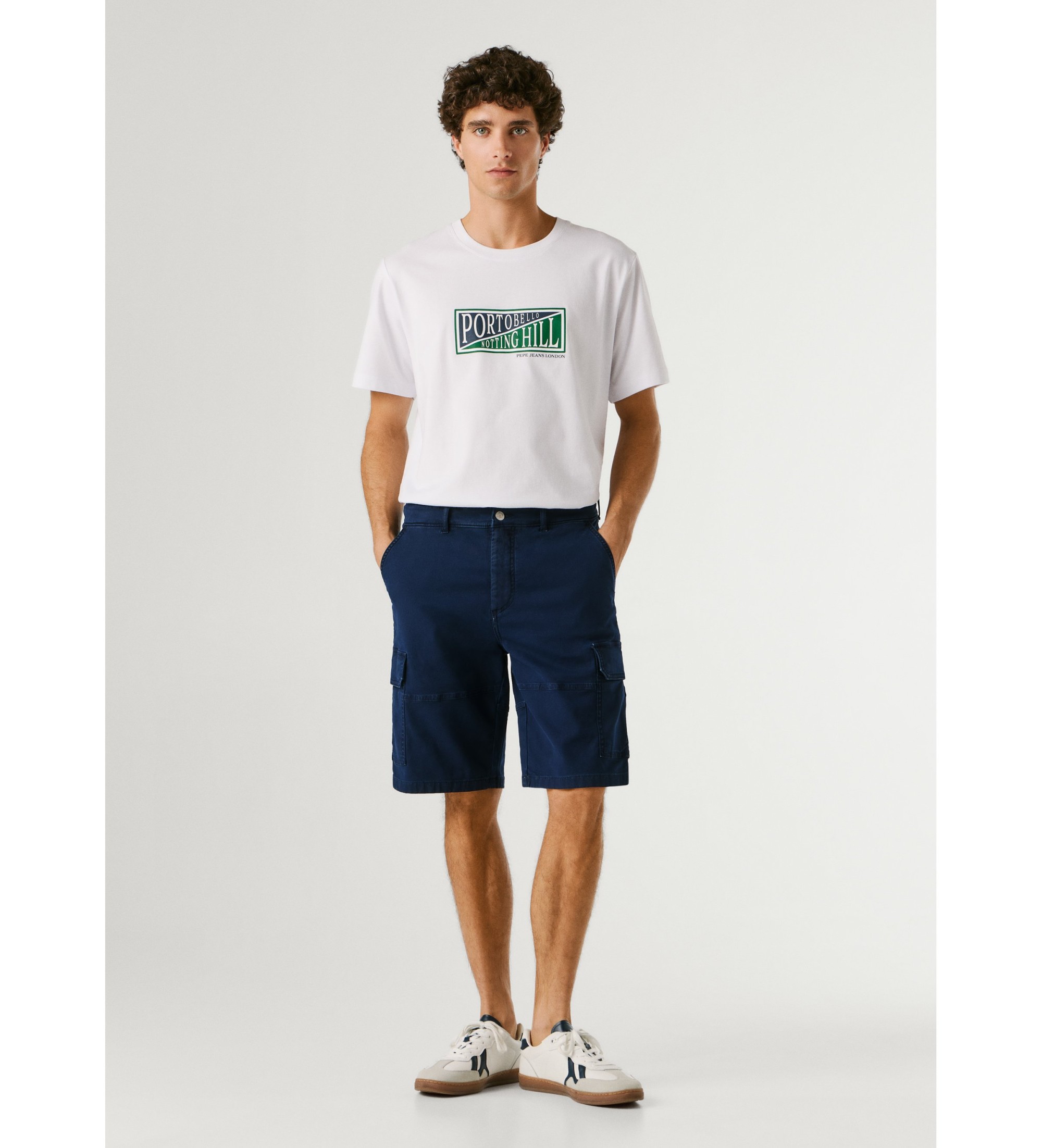 Pepe Jeansvoor mannen. PM8000035 Korte broek Regular Cargo marine (36), Casual, Katoen, Marineblauw
