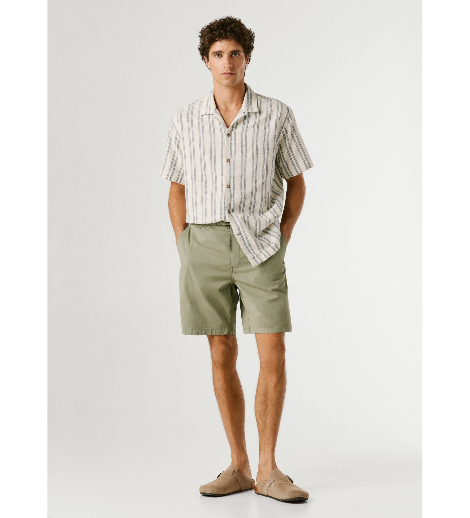 Pepe Jeans für Herren. PM8000033 Entspannte Pull On Popeline Shorts grün (33), Lässig, Baumwolle