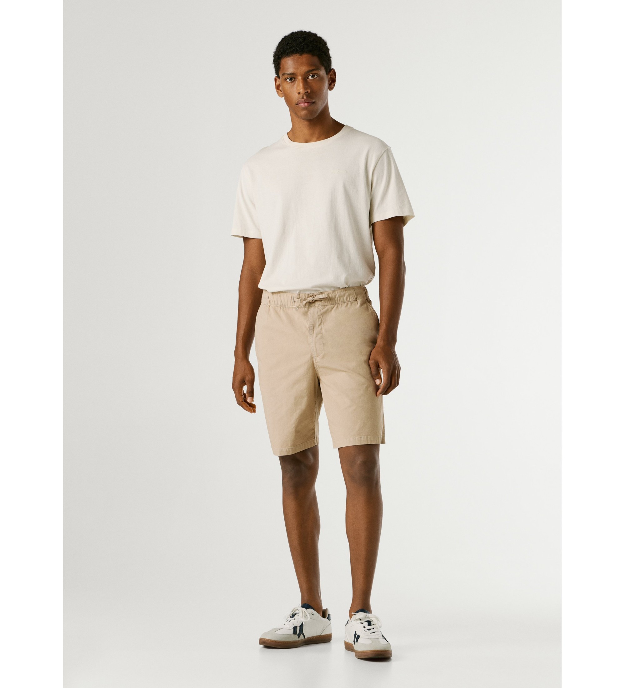 Pepe Jeans für Herren. PM8000033 Shorts Relaxed Pull On Popeline beige (29), Lässig, Baumwolle