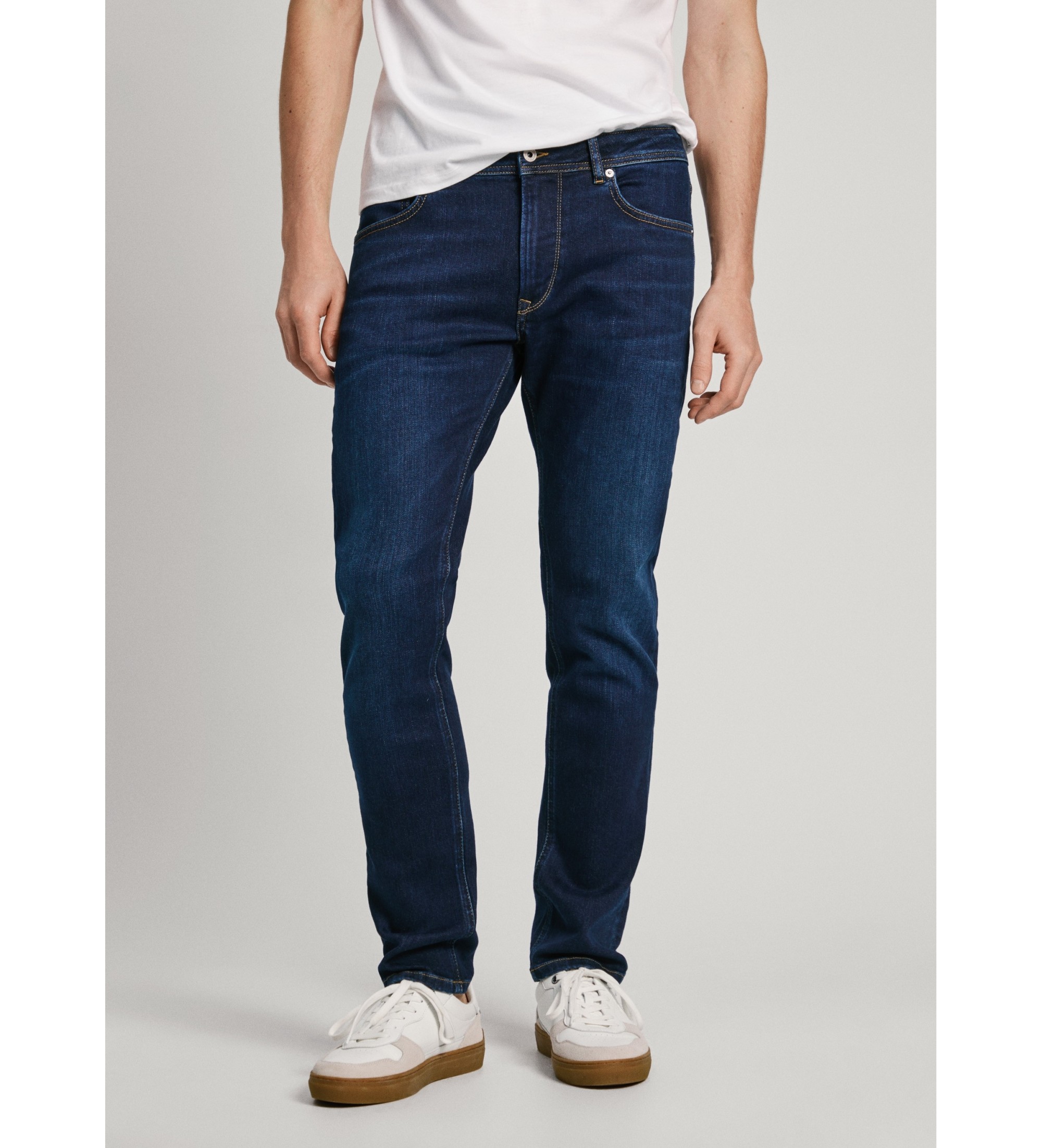 Pepe Jeansvoor mannen. PM207390CU1 Blauwe taps toelopende jeans (31/34), Casual, Katoen, Denim, Duurzaam