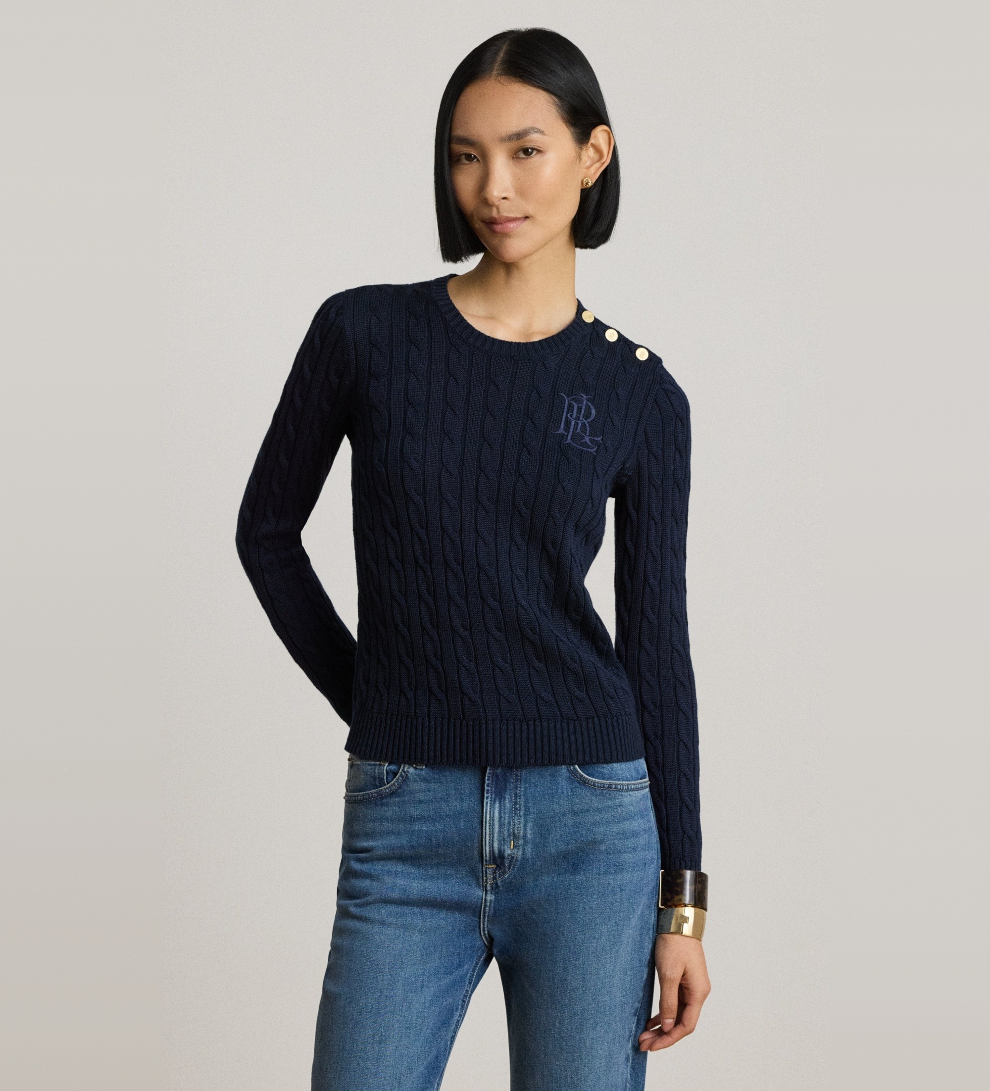 Lauren Ralph Lauren für Damen. 200P14039002 Zopfmusterpullover mit marineblauen Knöpfen (L), Lässig, Baumwolle, Langarm