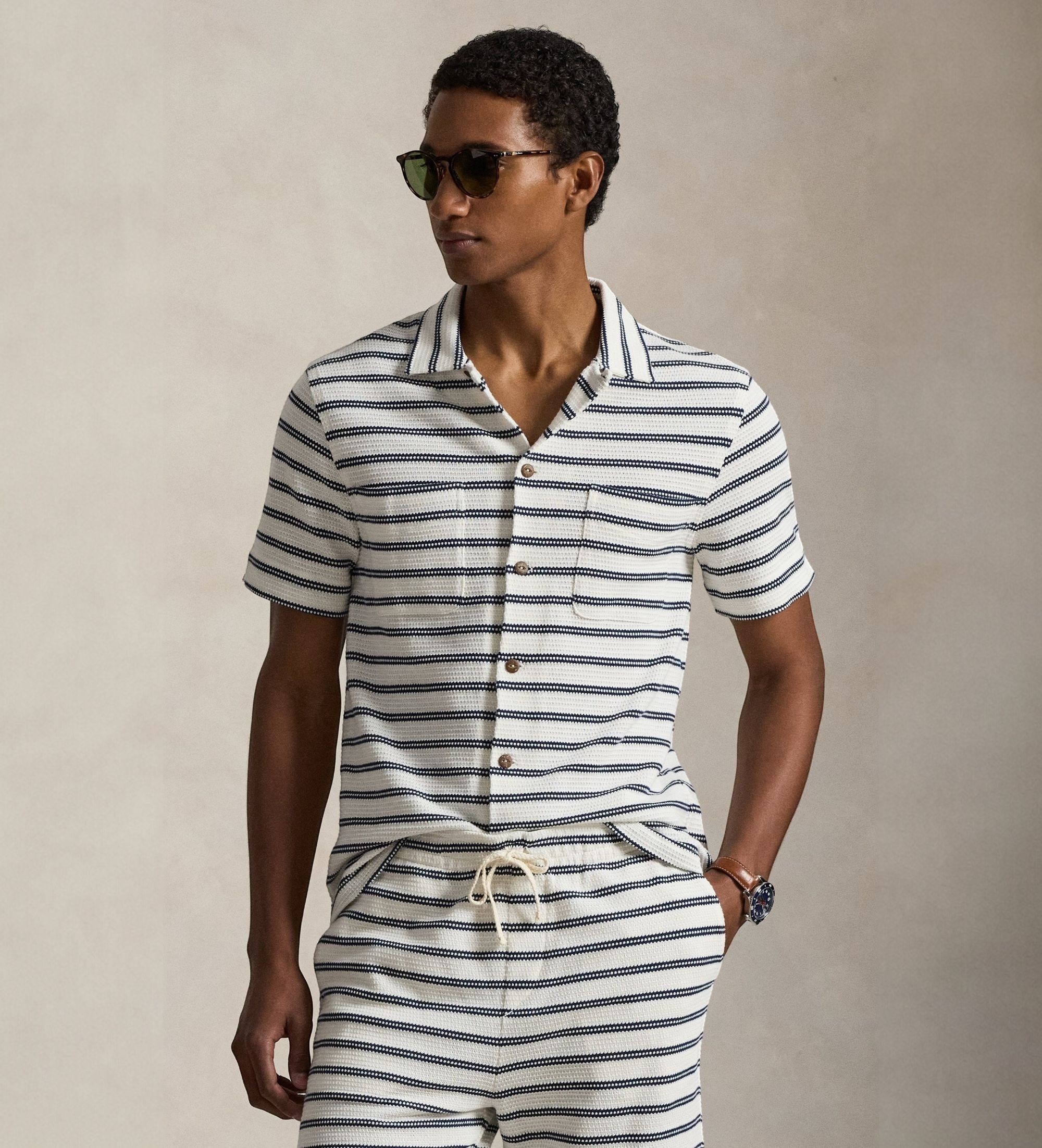 Polo Ralph Lauren für Herren. 710A13005001 Gestricktes Hemd und Pointelle mit weißen, marineblauen Streifen (L), Lässig, Baumwolle, Kurzarm