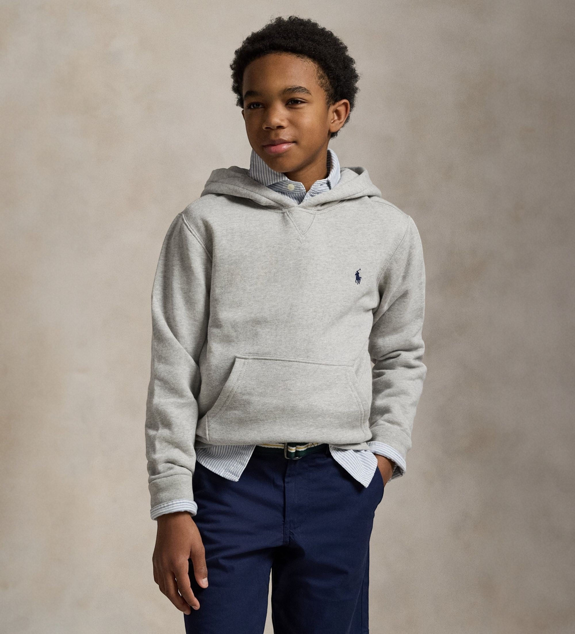 Polo Ralph Lauren für Jungen. 323749954017 Graues Fleece-Sweatshirt mit Kapuze ((S) 6/7años= 136/138cm), Lässig, Baumwolle, Kinderbekleidung