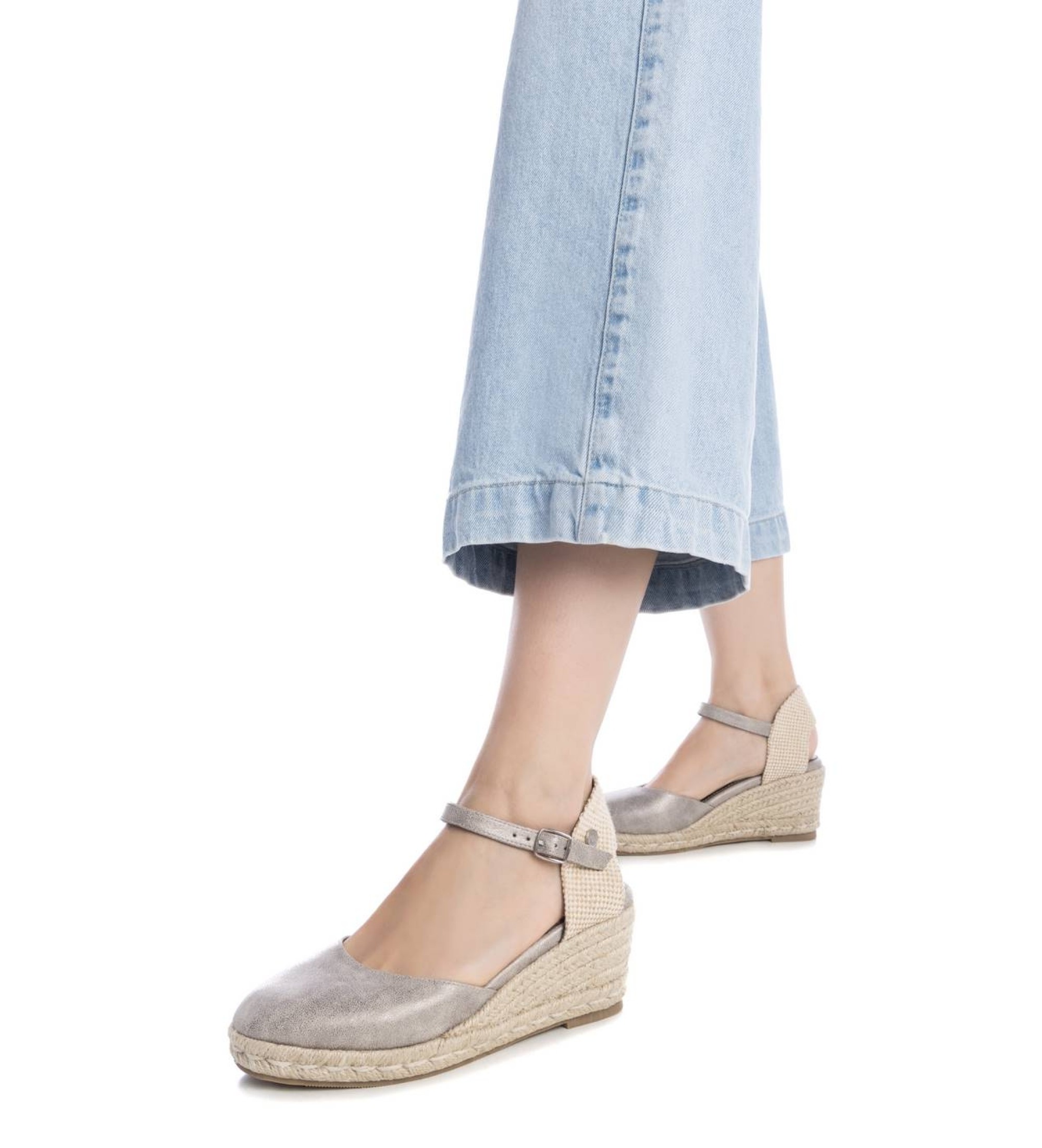 Refresh dla kobiet. 17285902-PLOMO Espadryle 172859 szary (40), 5 do 8 cm, Klamra, Zwykły