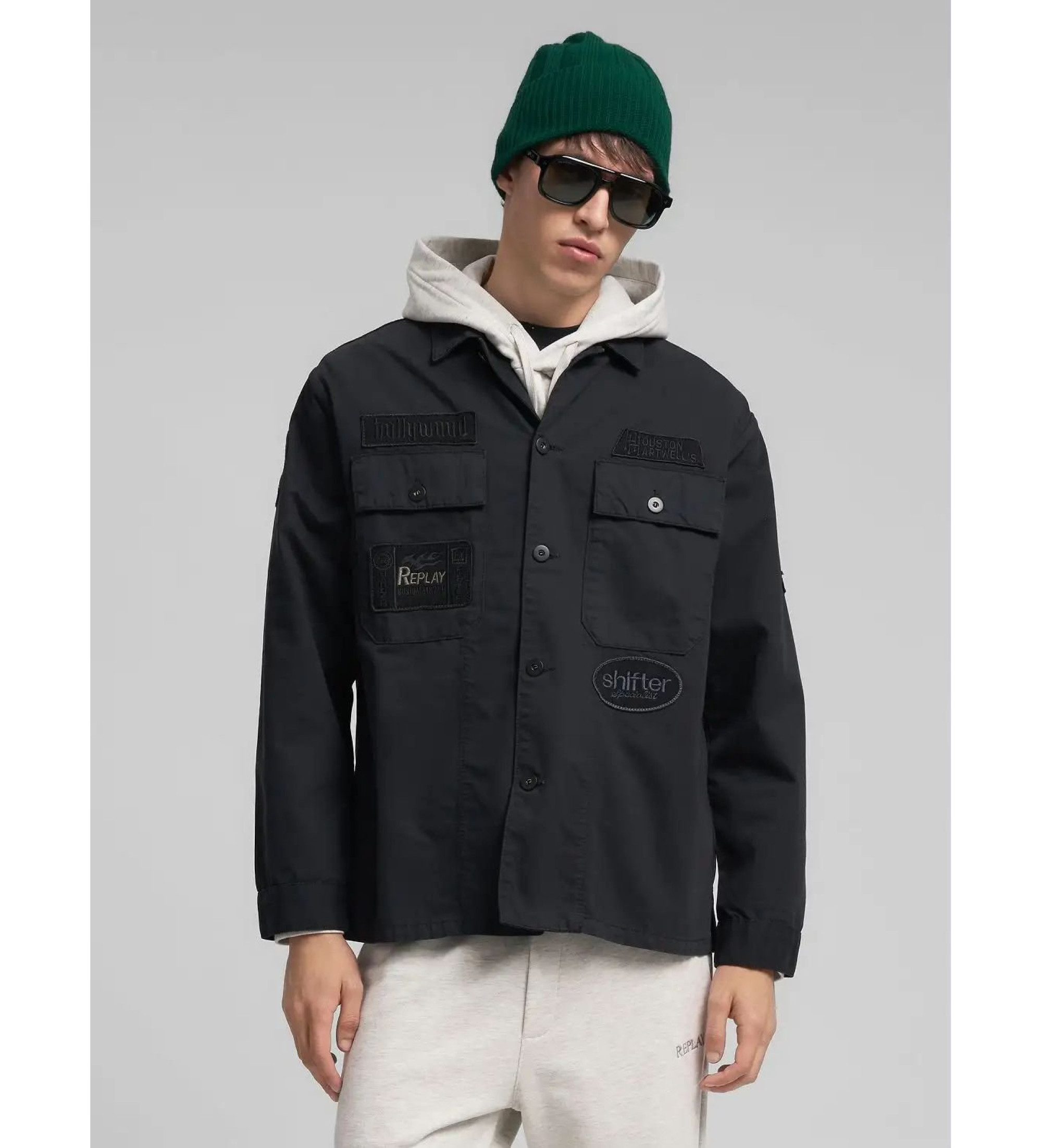 Replay für Herren. M8445B.000.85172 Regular Fit Jacke mit Patches schwarz (M), Lässig, Baumwolle