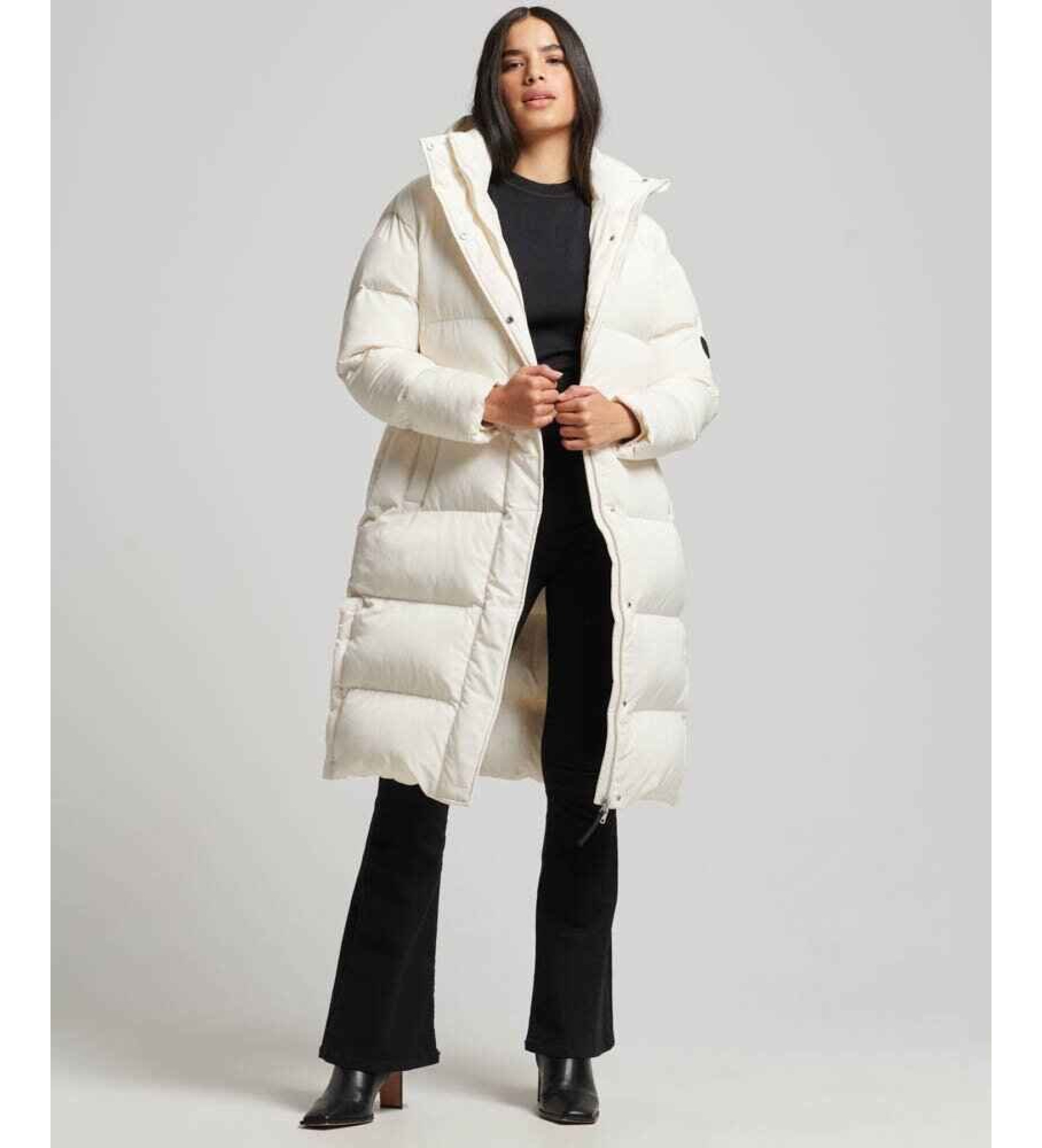 Superdry für Damen. W5011642A Langer gesteppter weißer Kapuzenmantel mit Kapuze (XL), Lässig, Polyester