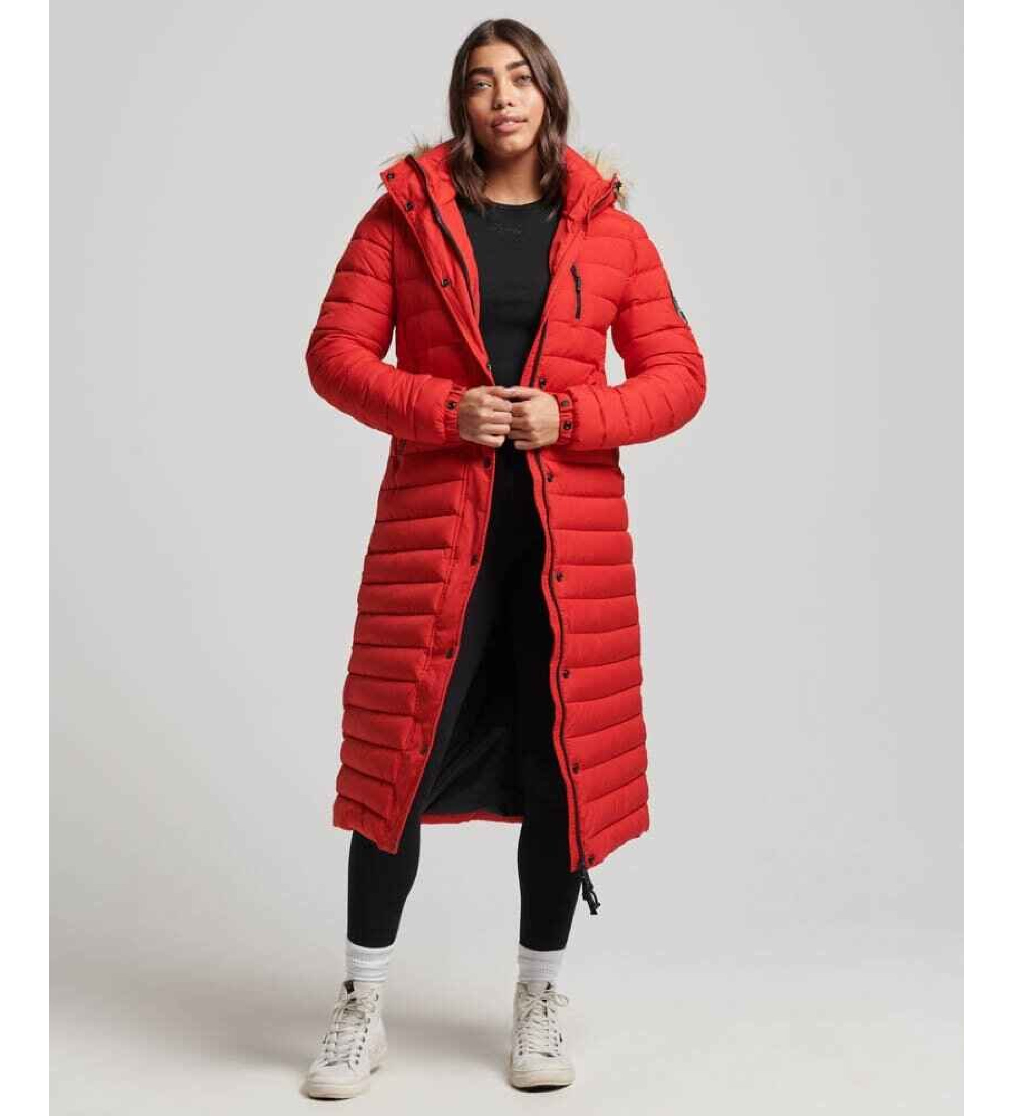 Superdry für Damen. W5011565A Langer Steppmantel mit Kapuze Fuji rot (S), Lässig, Recyceltes Polyester, Nachhaltig
