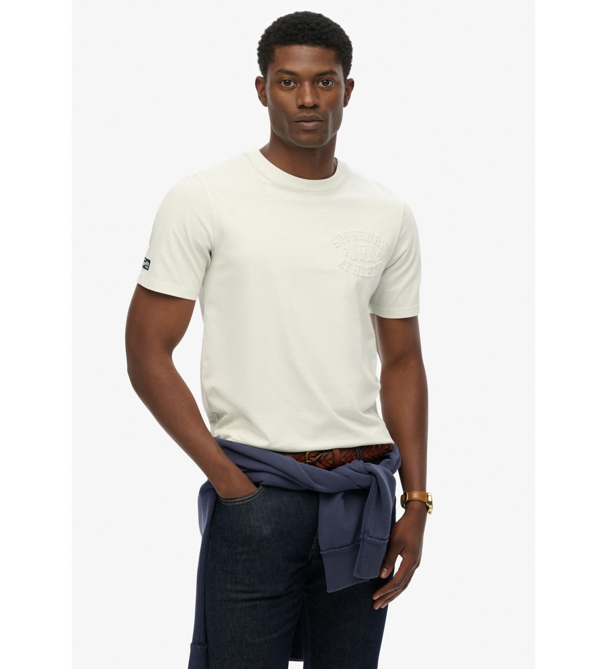 Superdry für Herren. M1012282A Athletic Emboss Entspanntes off-white T-Shirt (M), Weiß, Lässig, Baumwolle, Kurzarm