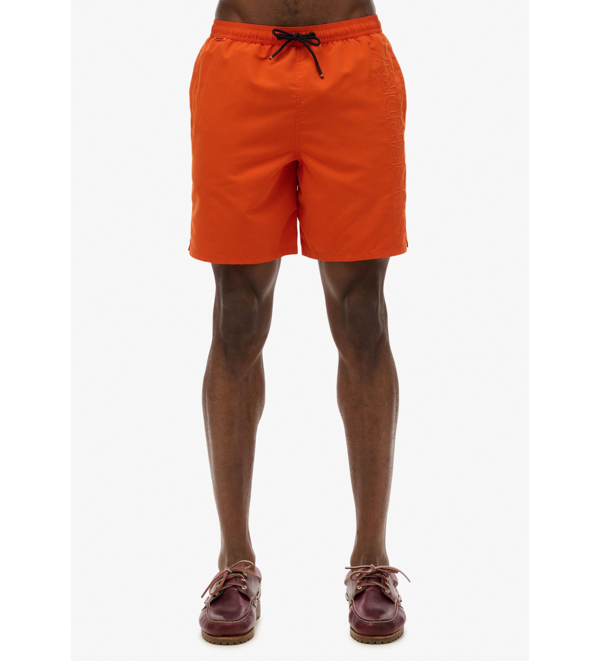 Superdry für Herren. M3010246A Premium bestickter Badeanzug 43,2 cm orange (M), Strandbekleidung, Recyceltes Polyester, Nachhaltig