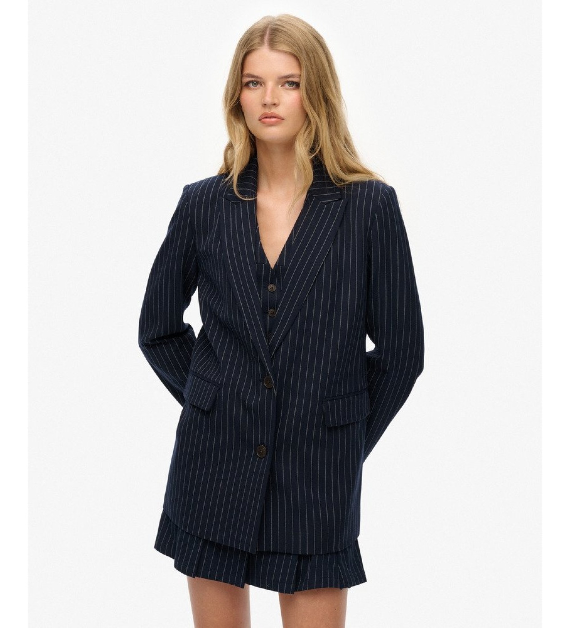 Superdry für Damen. W5012032A Americana Pinstripe Boyfriend Marineblau (L), Lässig, Klassisch, Polyester