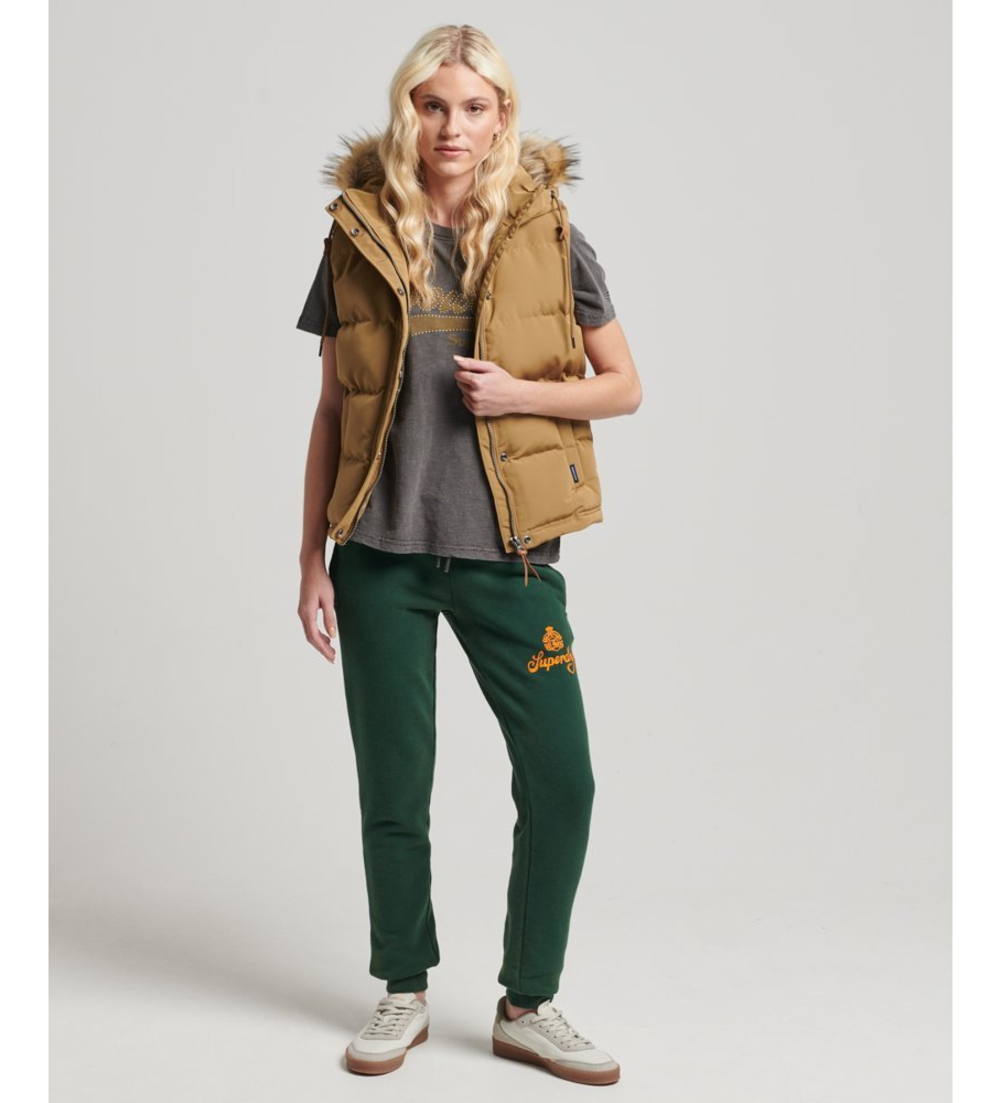Superdry für Damen. W5011395A Kunstpelzweste Everest beige (S), Lässig, Polyester
