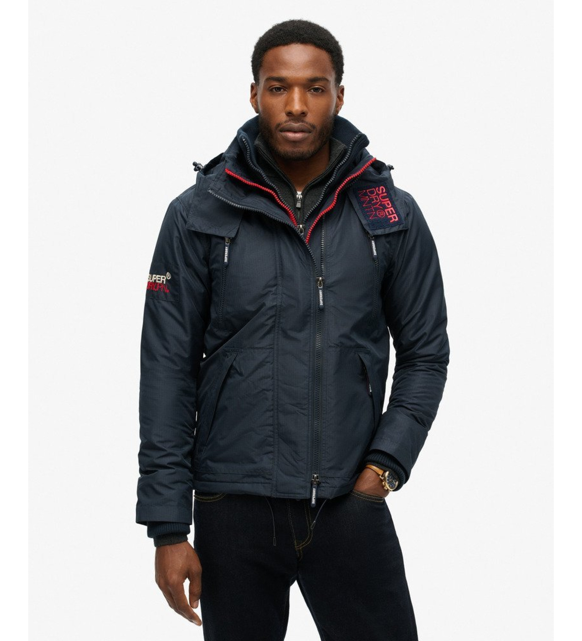 Superdryvoor mannen. M5011868A Windjack Mountain Sd Windcheater marine (M), Casual, Polyester, Marineblauw