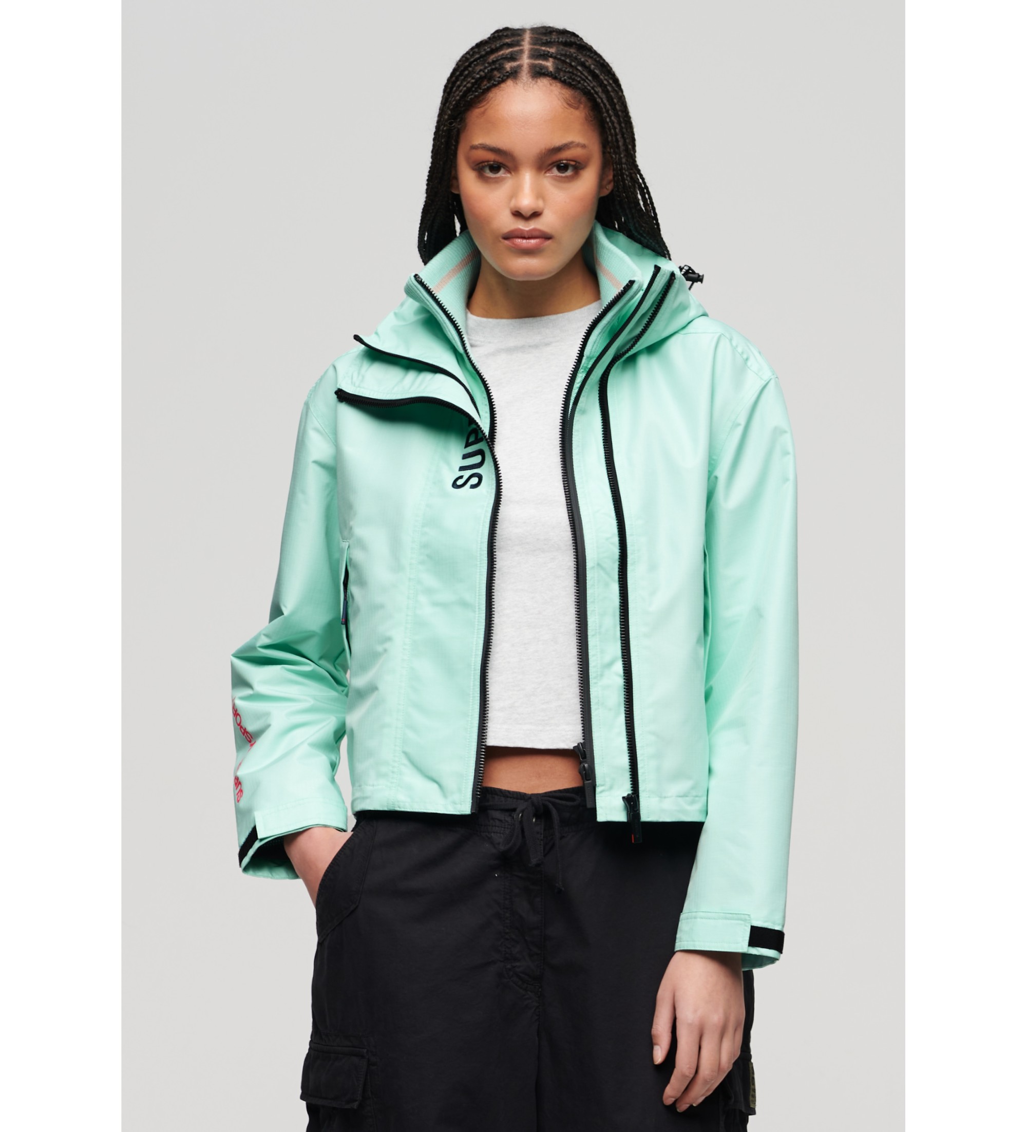 Superdry für Damen. W5011655A Windjacke mit Stickerei SD blau (M), Lässig, Polyester, Langarm