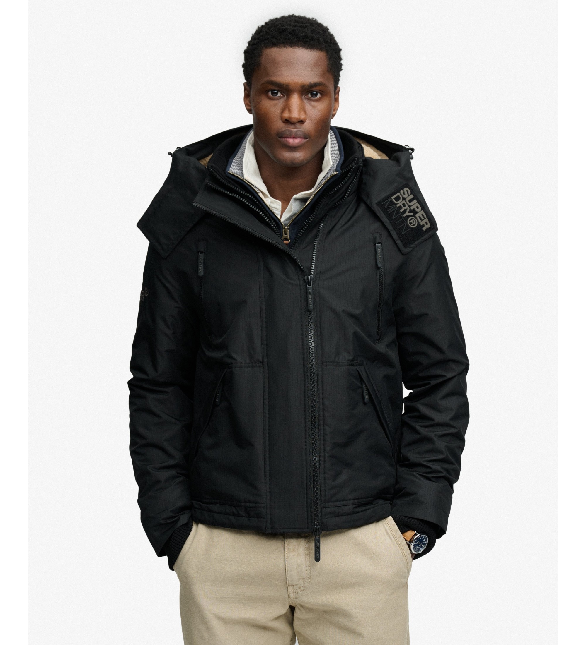 Superdry für Herren. M5012421A Schwarze Kapuzenjacke ?Arctic? (M), Lässig, Recyceltes Polyester
