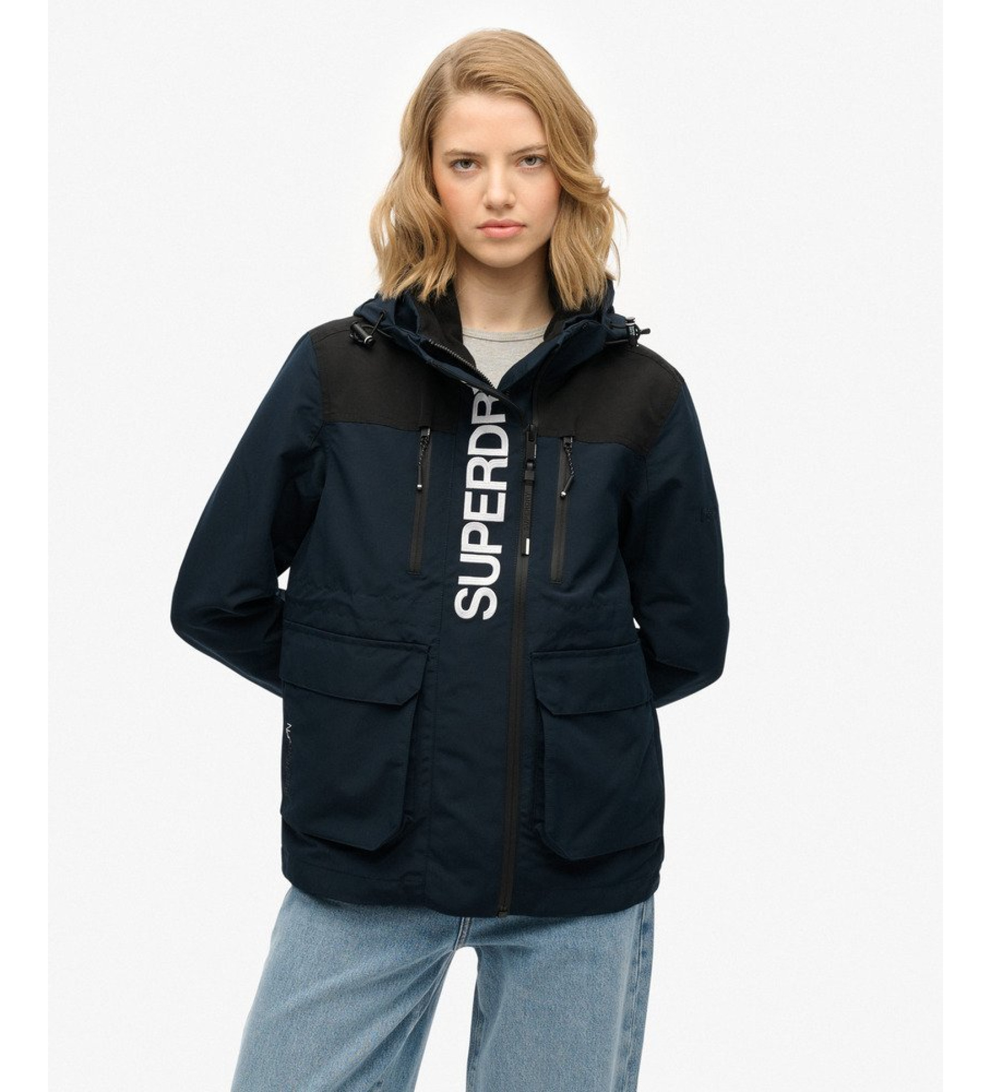 Superdryvoor vrouwen. W5011847A Colour Block Ultimate Jas marine (M), Casual, Polyester, Marineblauw