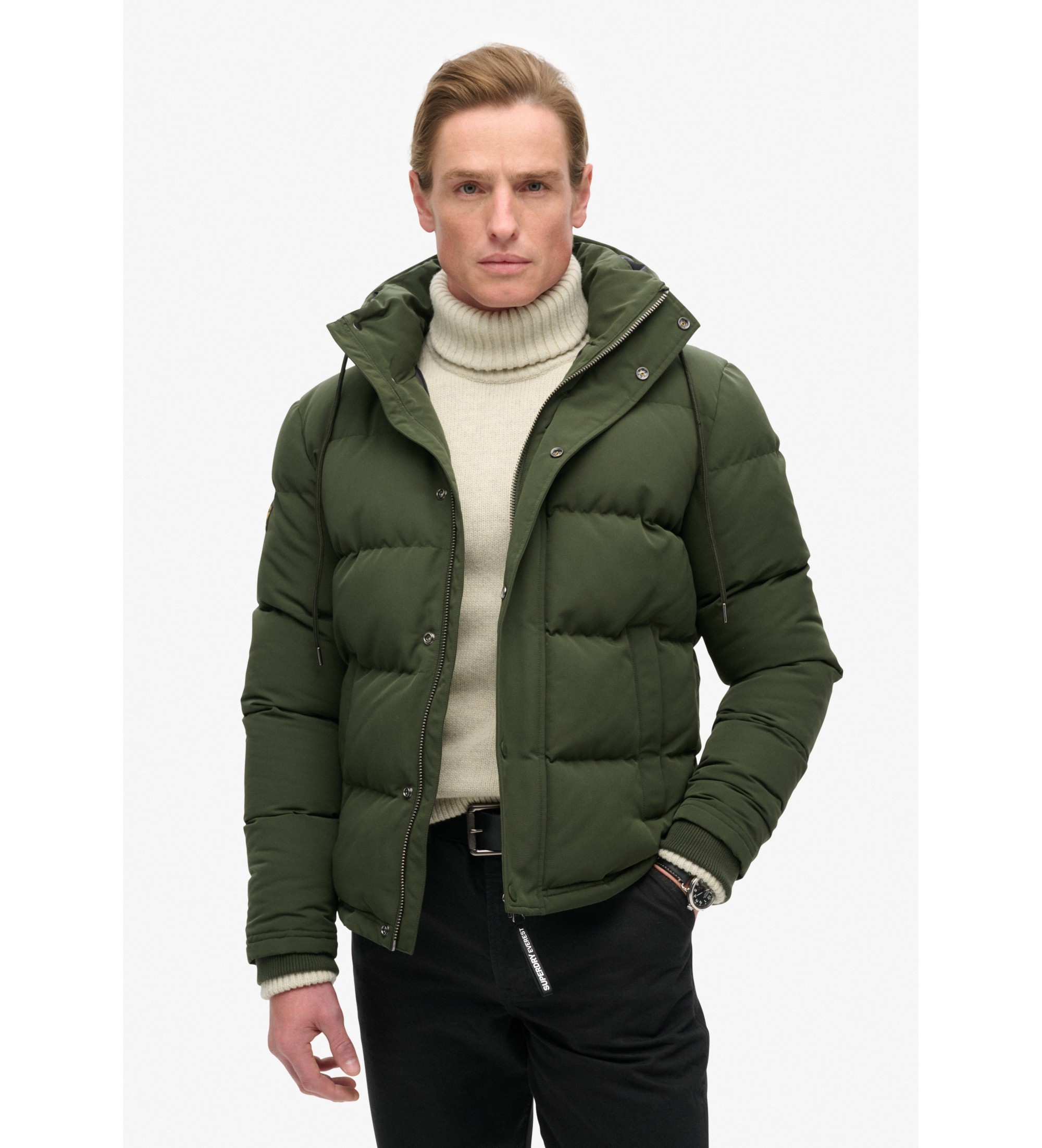 Superdry für Herren. M5011743A Everest Steppjacke mit Kapuze grün (M), Lässig, Recyceltes Polyester, Nachhaltig