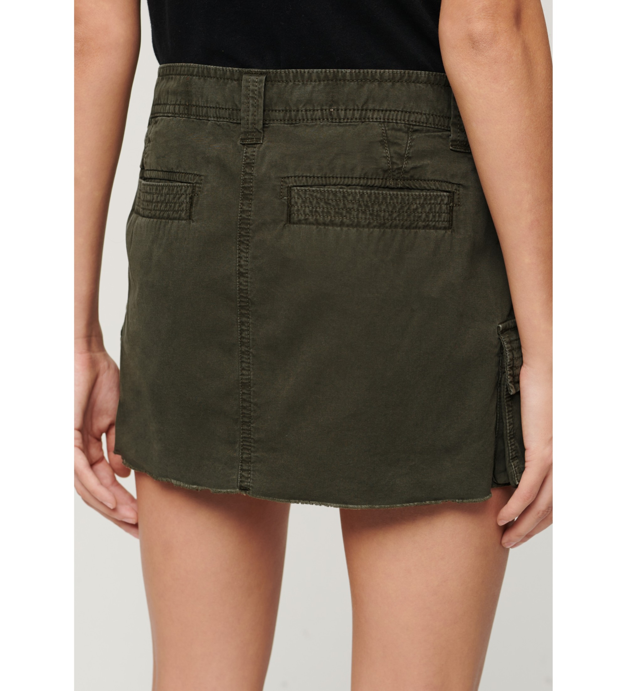Superdry für Damen. W7210305A Rock Utility Fallschirm grün (S), Lässig, Baumwolle